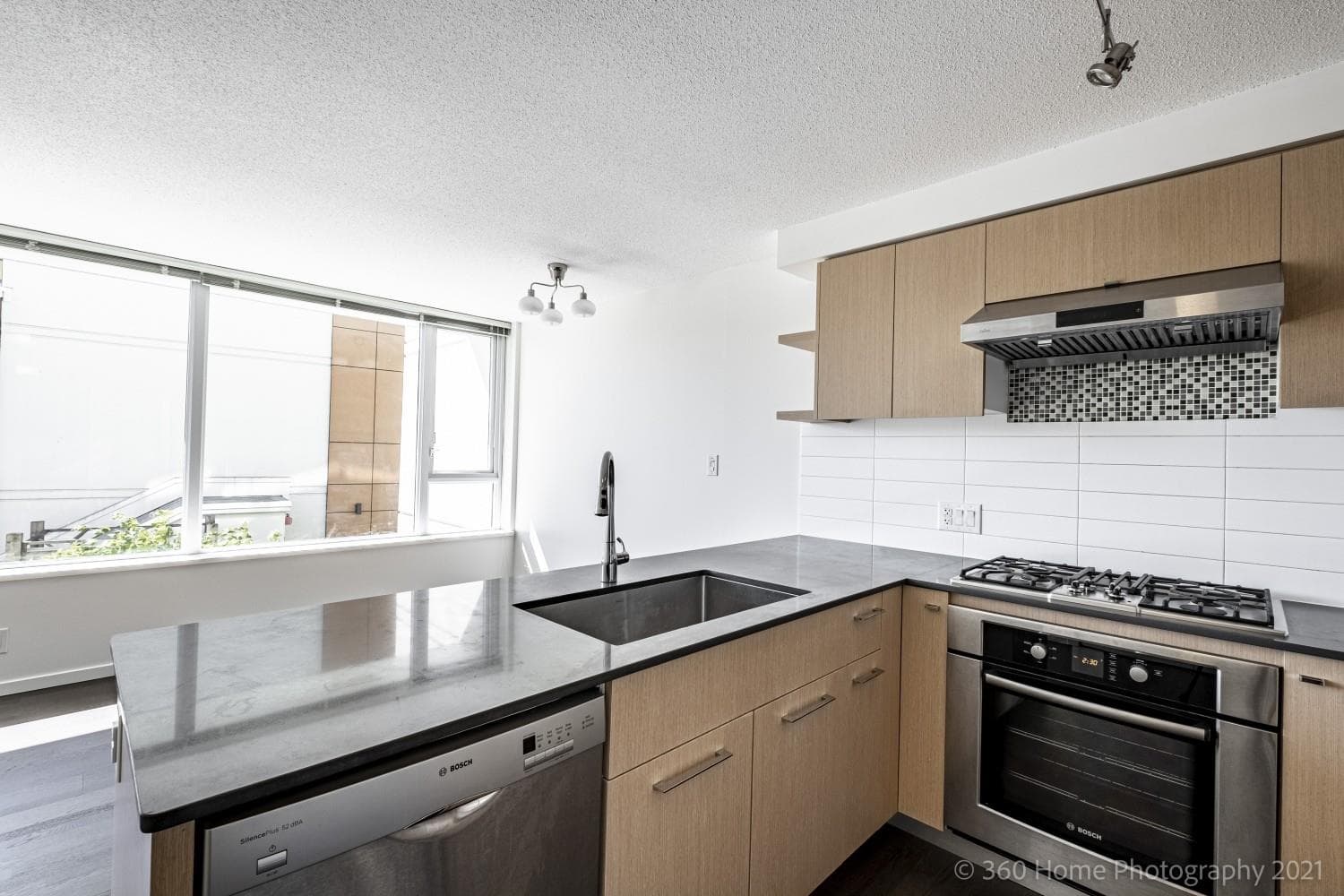 7xx - 7988 Ackroyd Road, Richmond, V6X 0K6 — photo 4