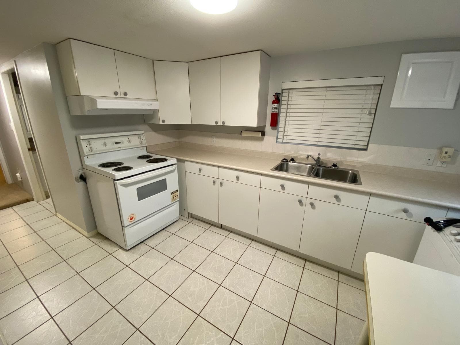 1326 Windermere Street, Vancouver, V5K 4K3 — photo 3
