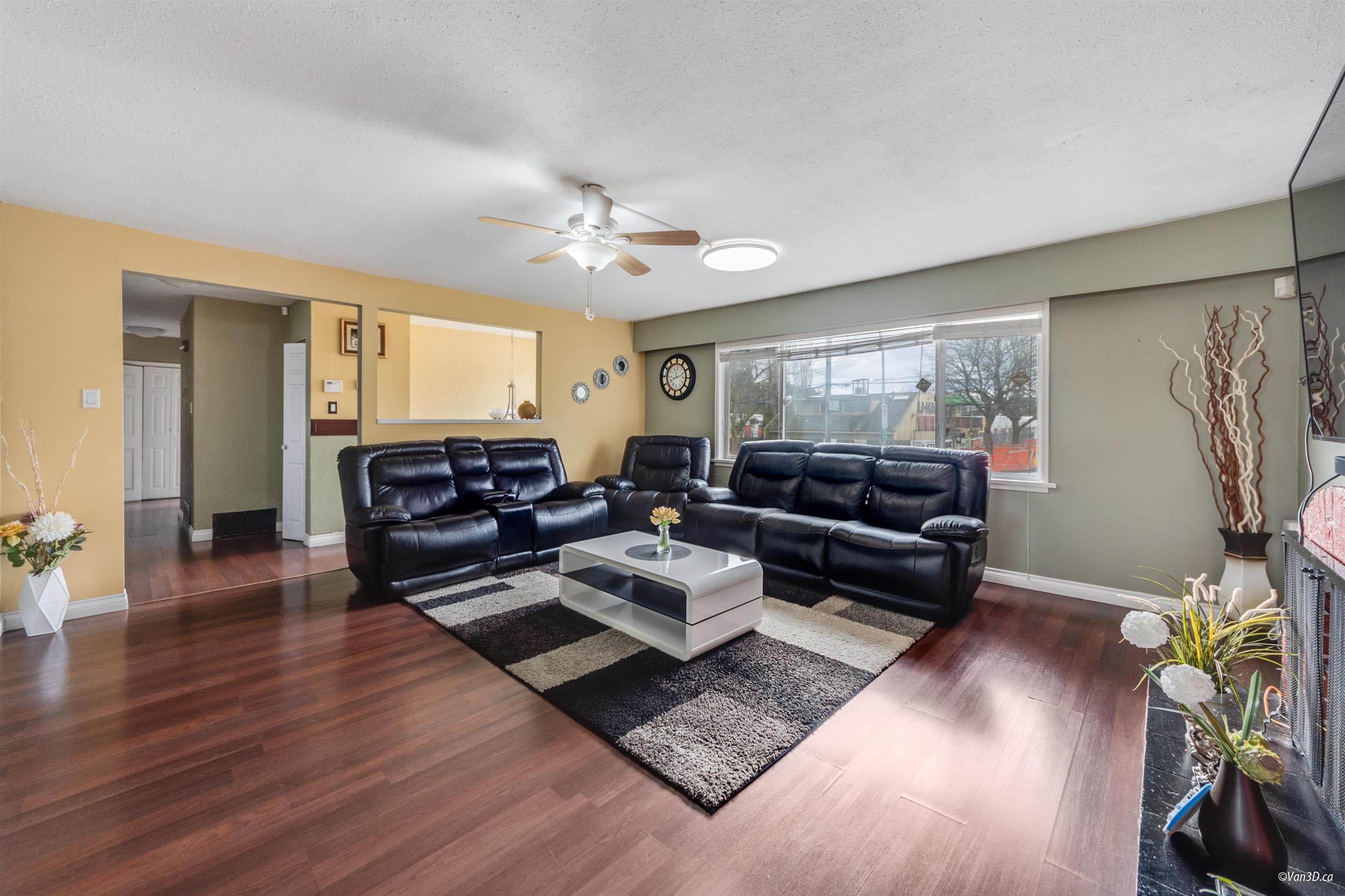 13553 84 Avenue, Surrey, V3W 3H3 — photo 2