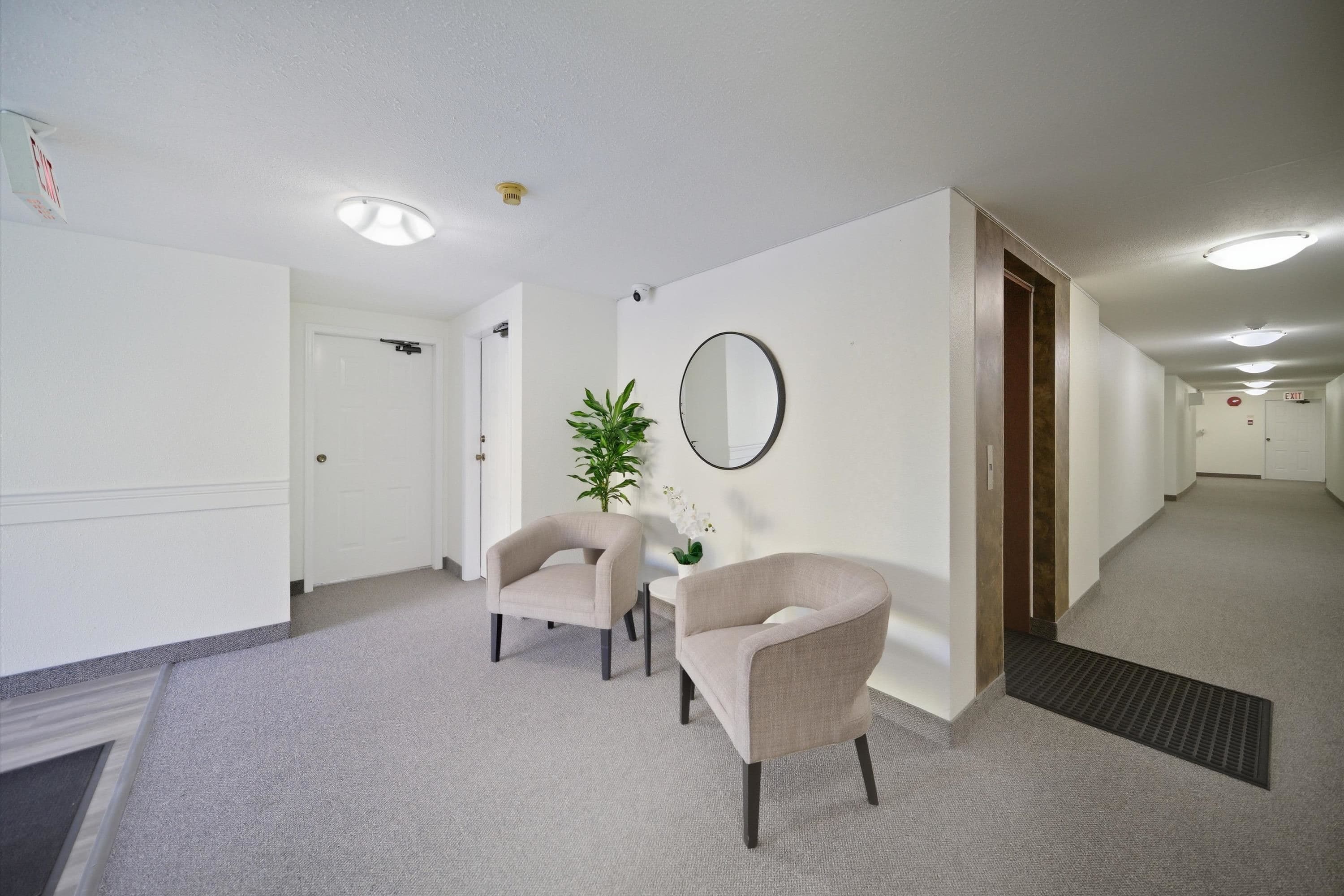 104 - 15290 Thrift Avenue, White Rock, V4B 2L8 — photo 5