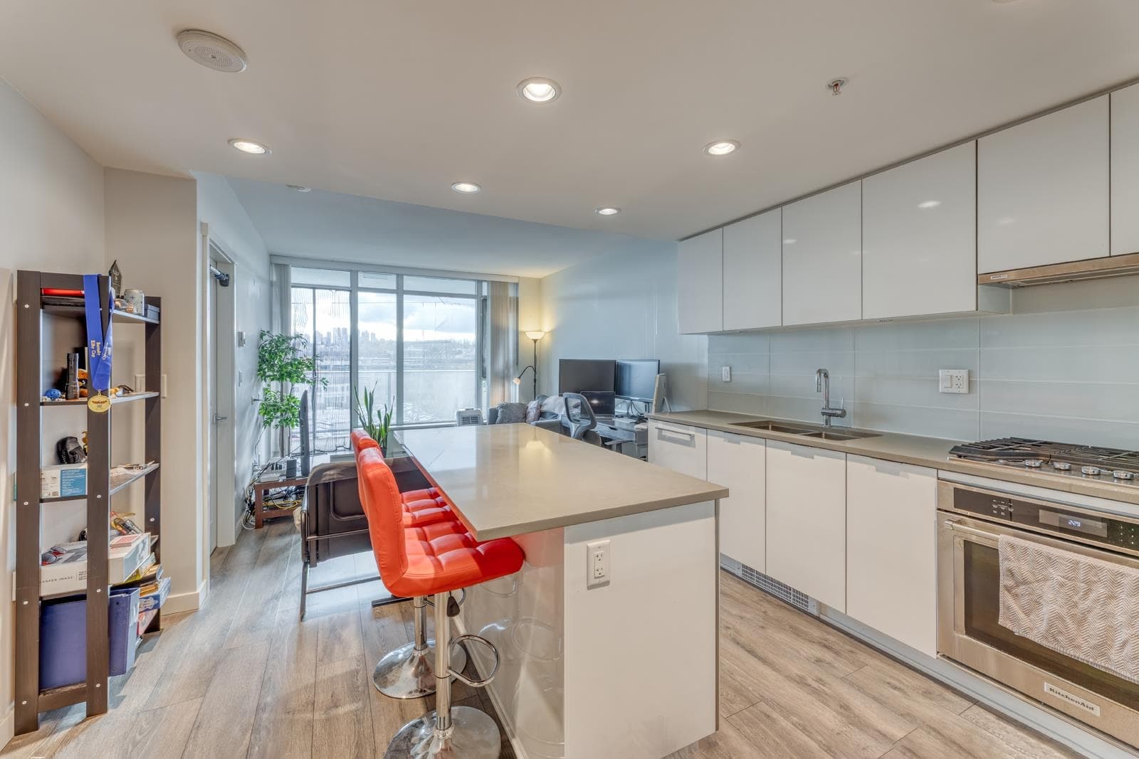 603 - 2388 Madison Avenue, Burnaby, V5C 0K8 — photo 5