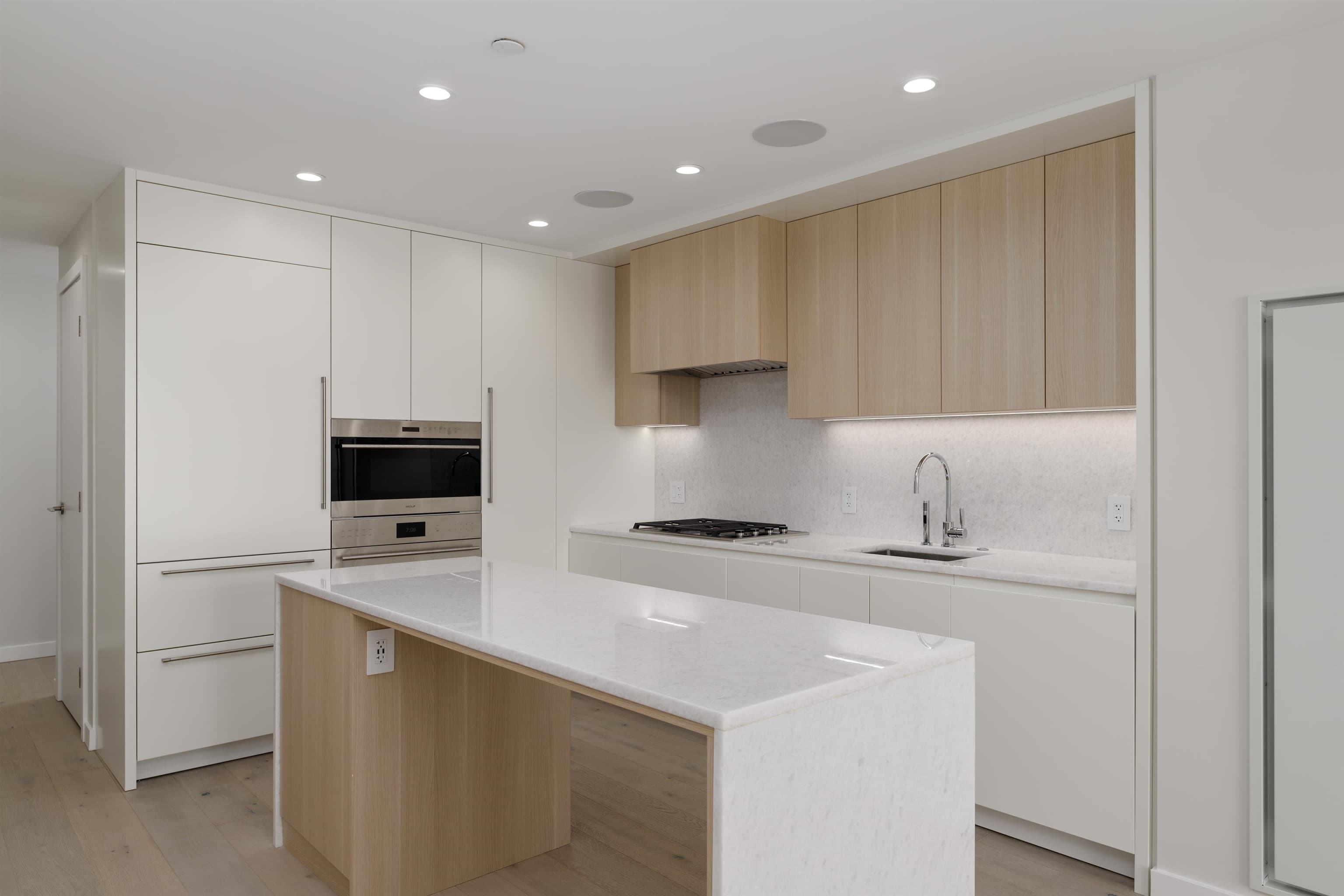 2401 - 7433 Cambie Street, Vancouver