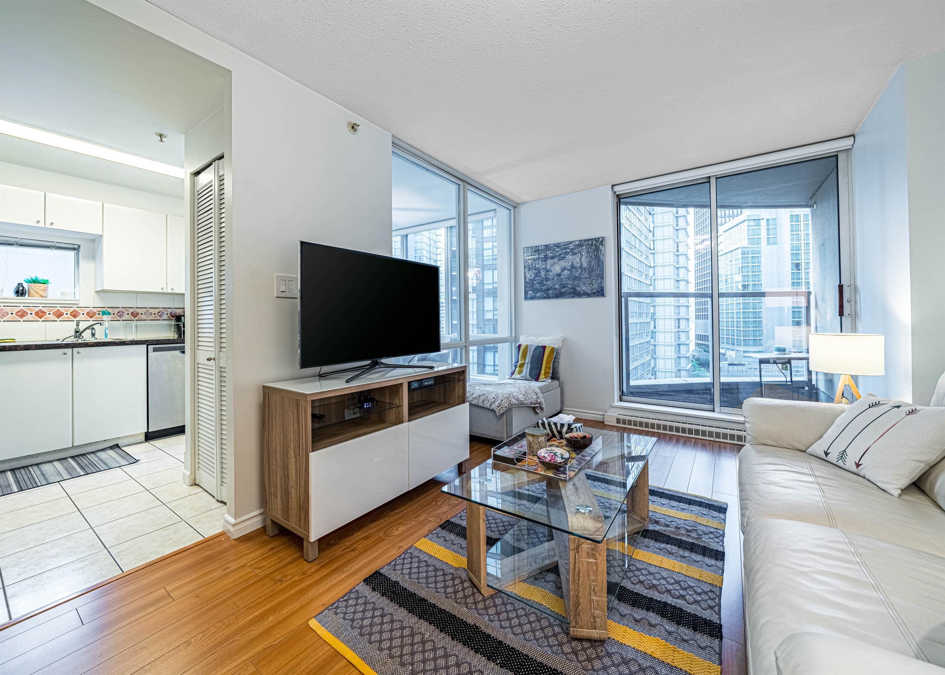 903 - 1166 Melville Street, Vancouver, V6E 4P6 — photo 2