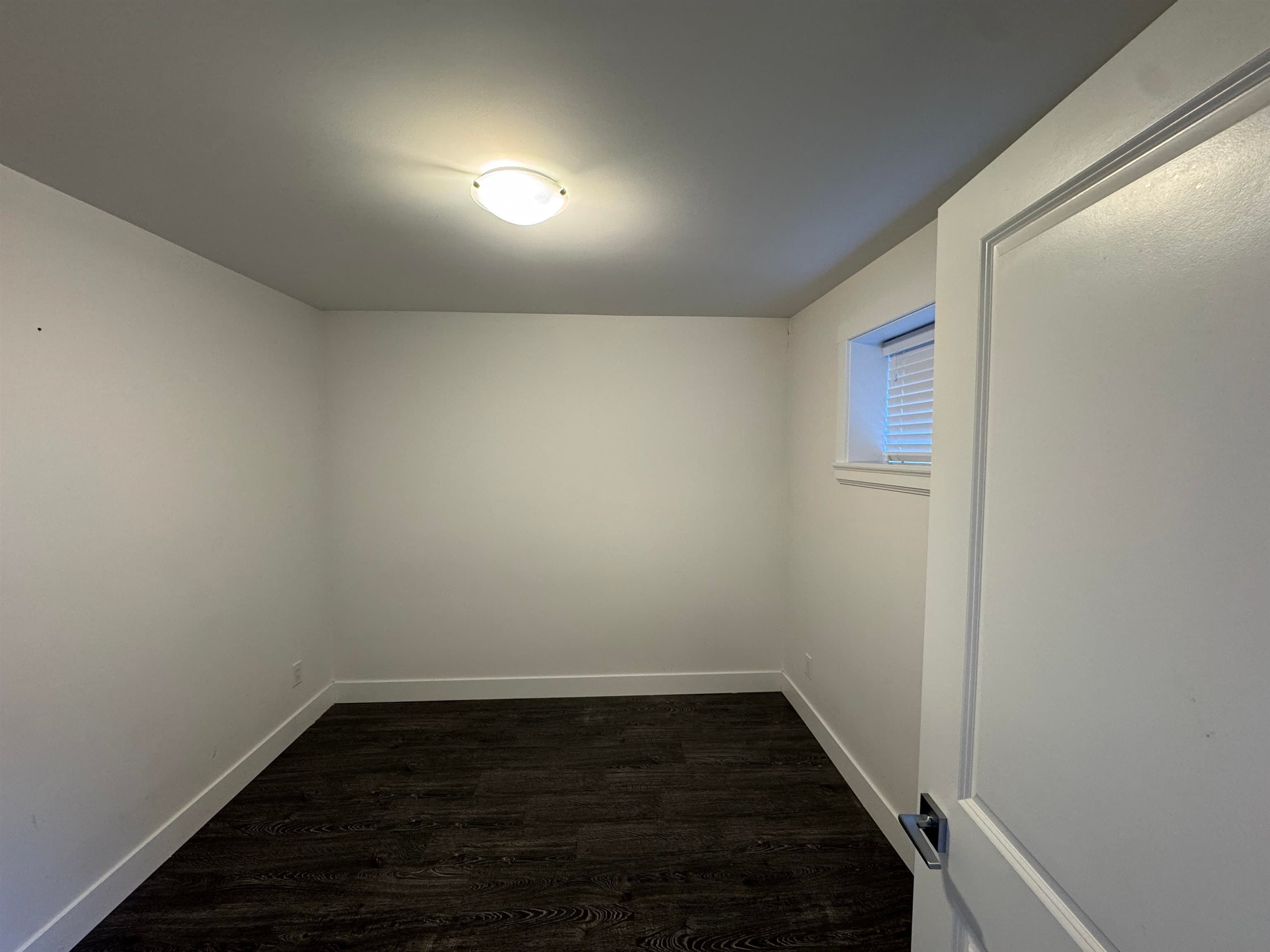 7305 11th Avenue, Burnaby, V3N 2M9 — photo 5