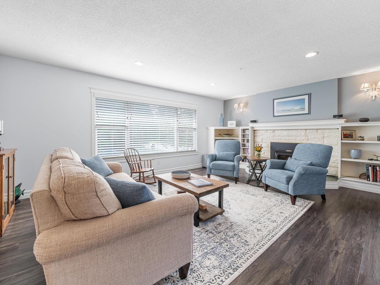 4551 209 Street, Langley, V3A 2K7 — photo 2
