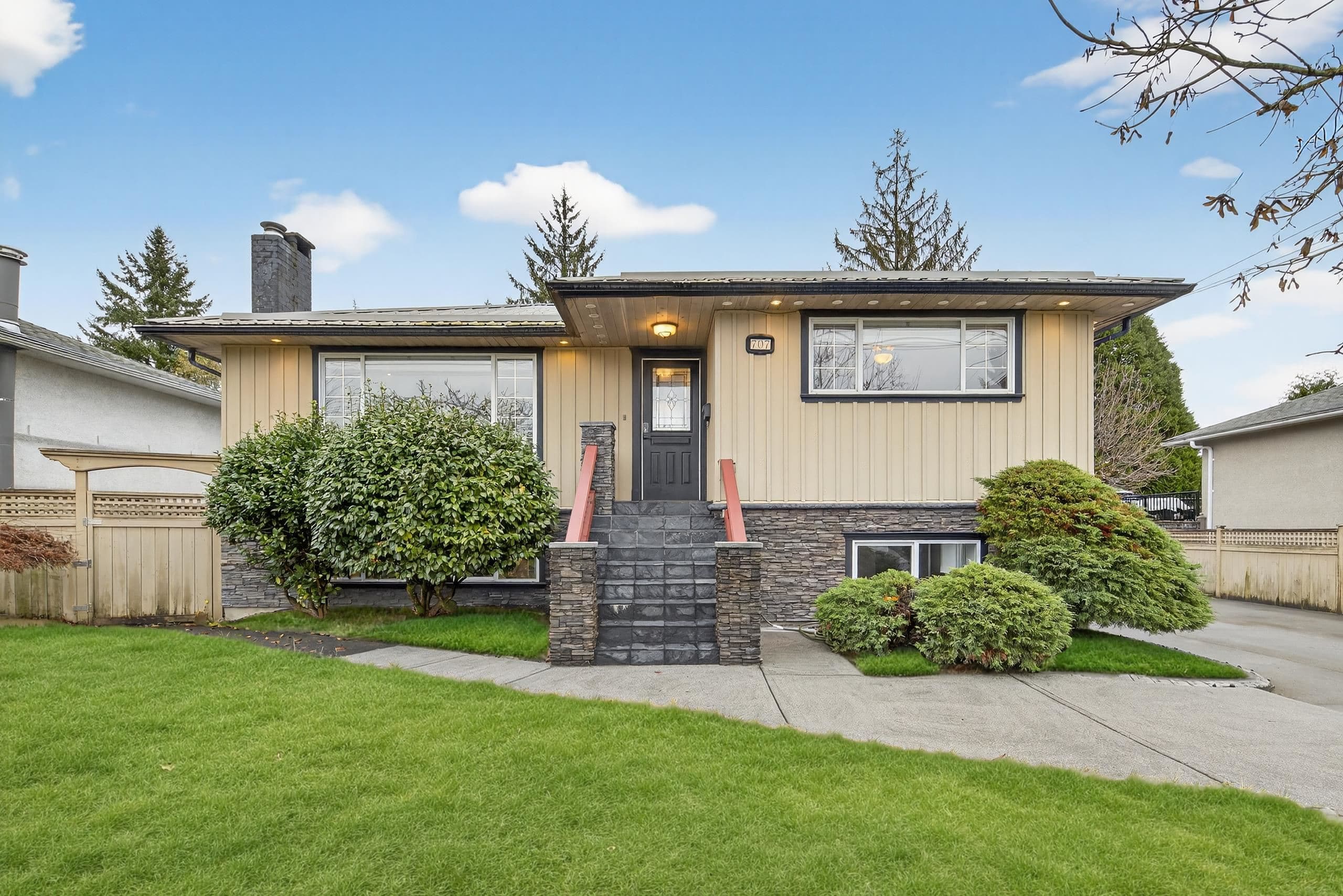 707 Newport Street, Coquitlam