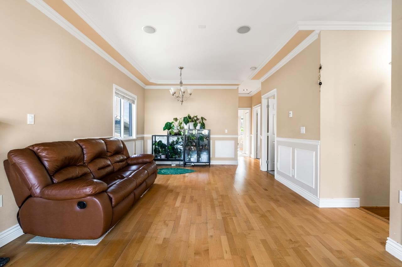 5456 Neville Street, Burnaby, V5J 2H7 — photo 3