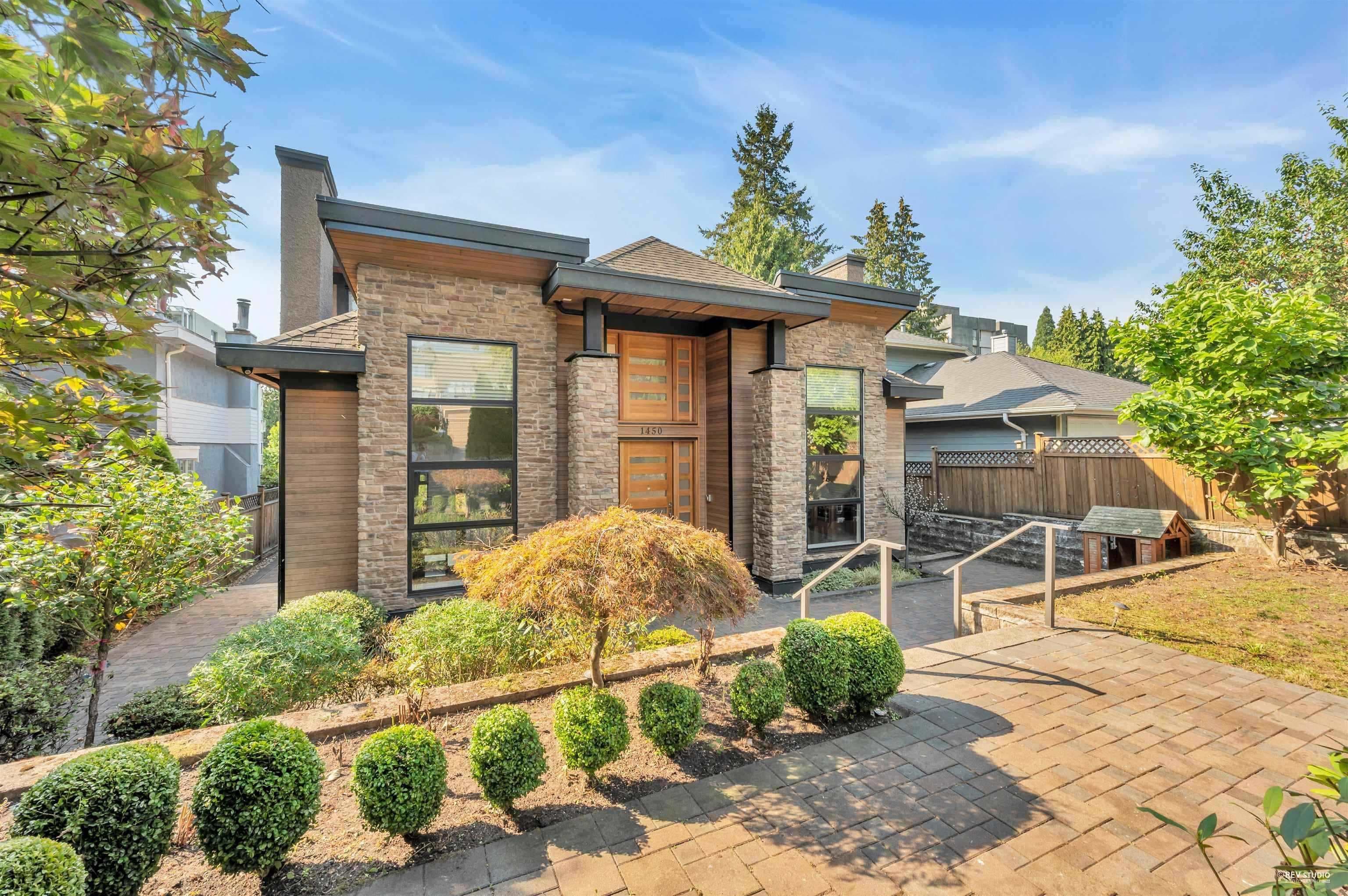 1450 Fulton Avenue, West Vancouver, V7T 1P1 — photo 1
