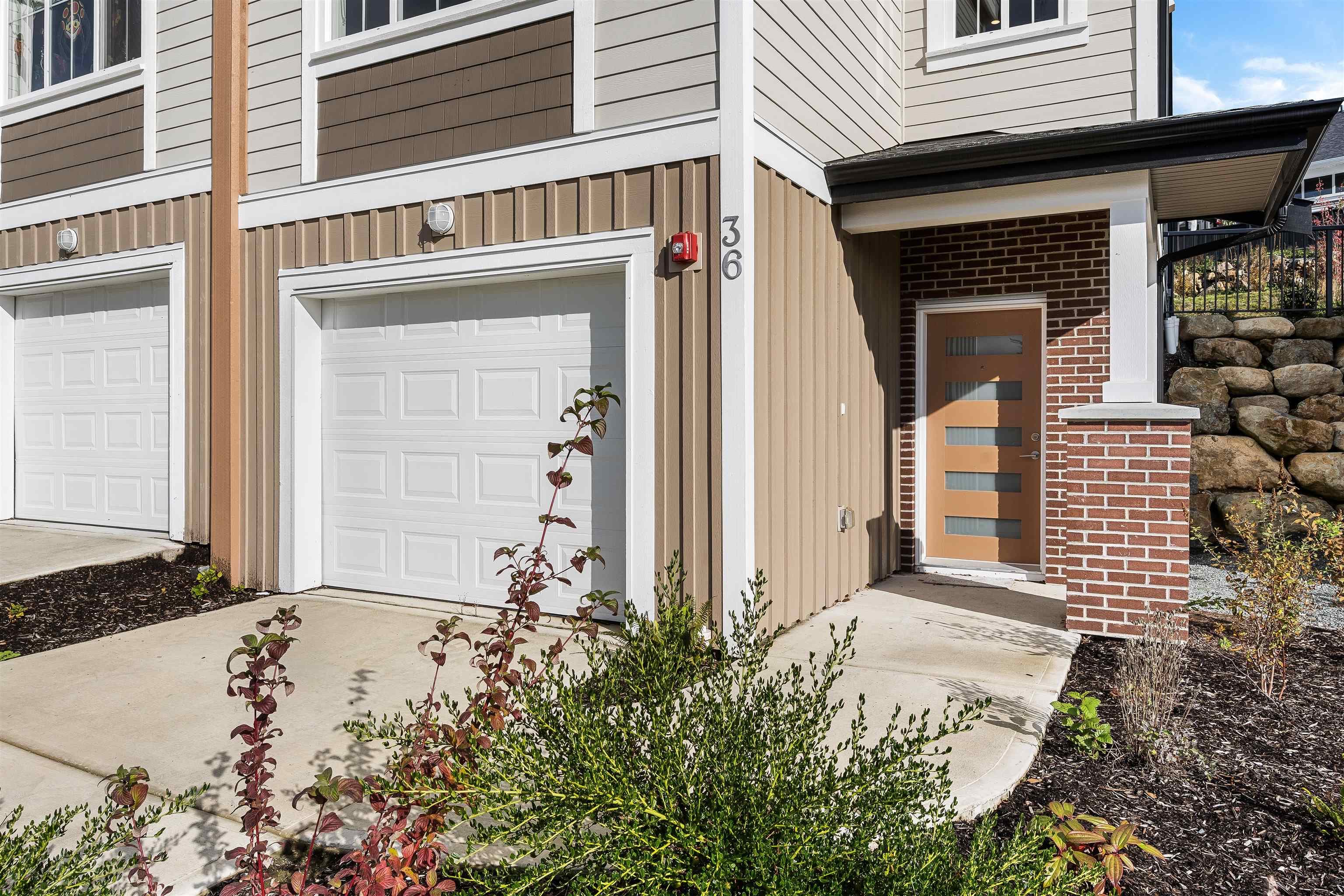 36 - 1928 Woodside Boulevard, Agassiz