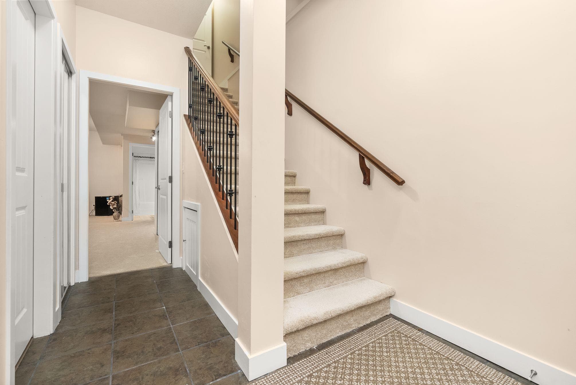 8 - 35626 Mckee Road, Abbotsford, V3G 2L6 — photo 3