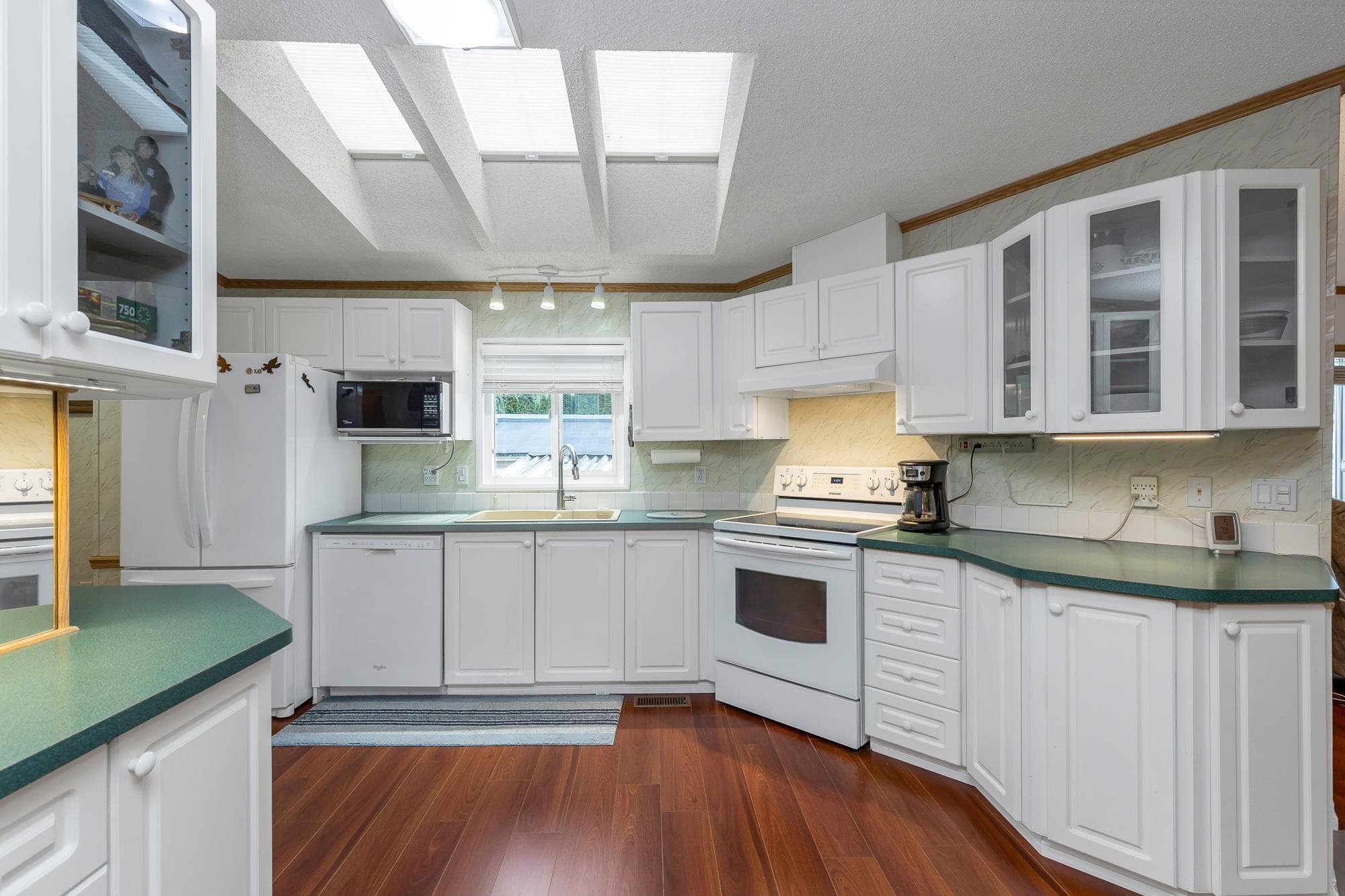 33 - 2035 Martens Street, Abbotsford, V2T 6M4 — photo 5