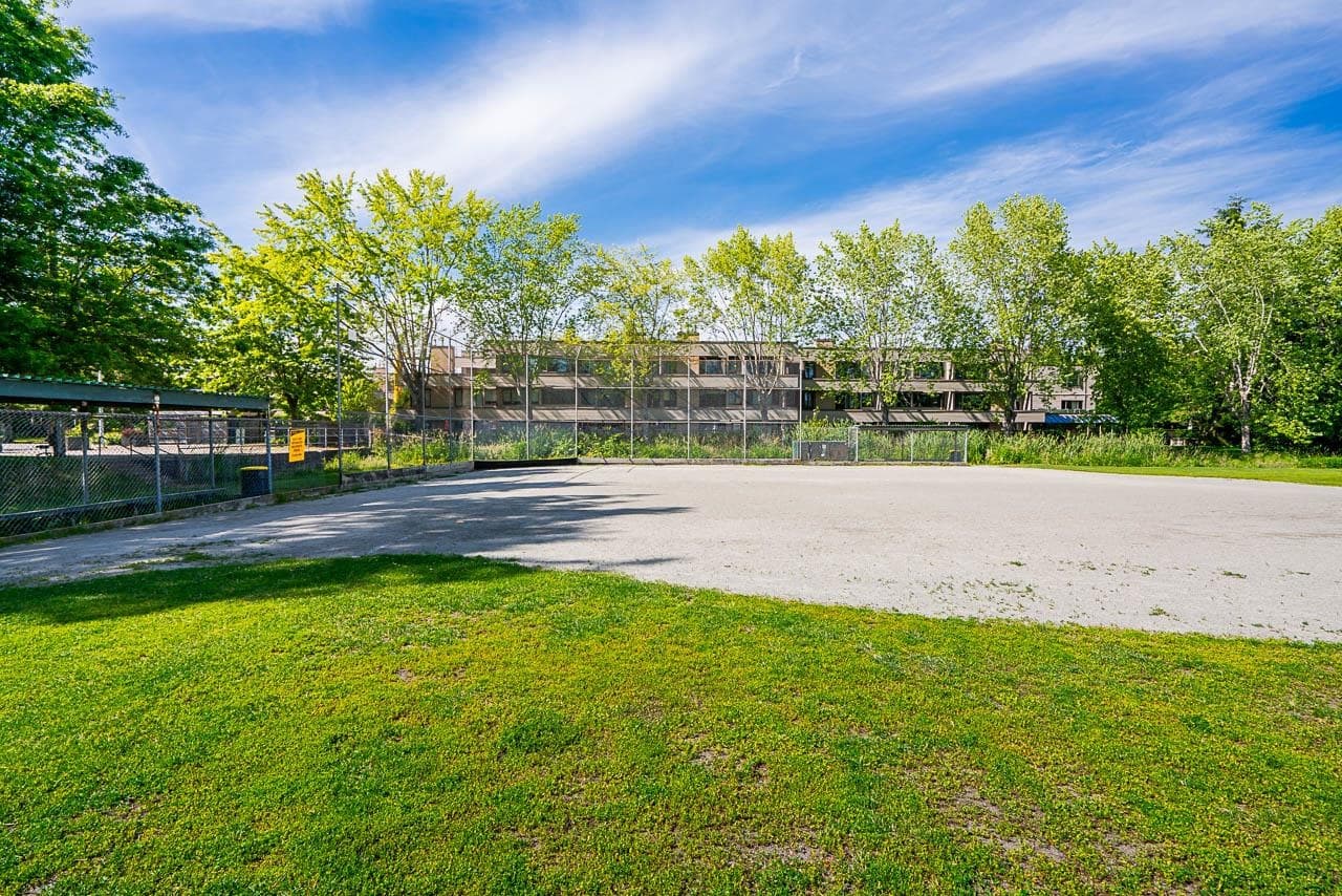305 - 15313 19 Avenue, Surrey, V4A 1X6 — photo 3
