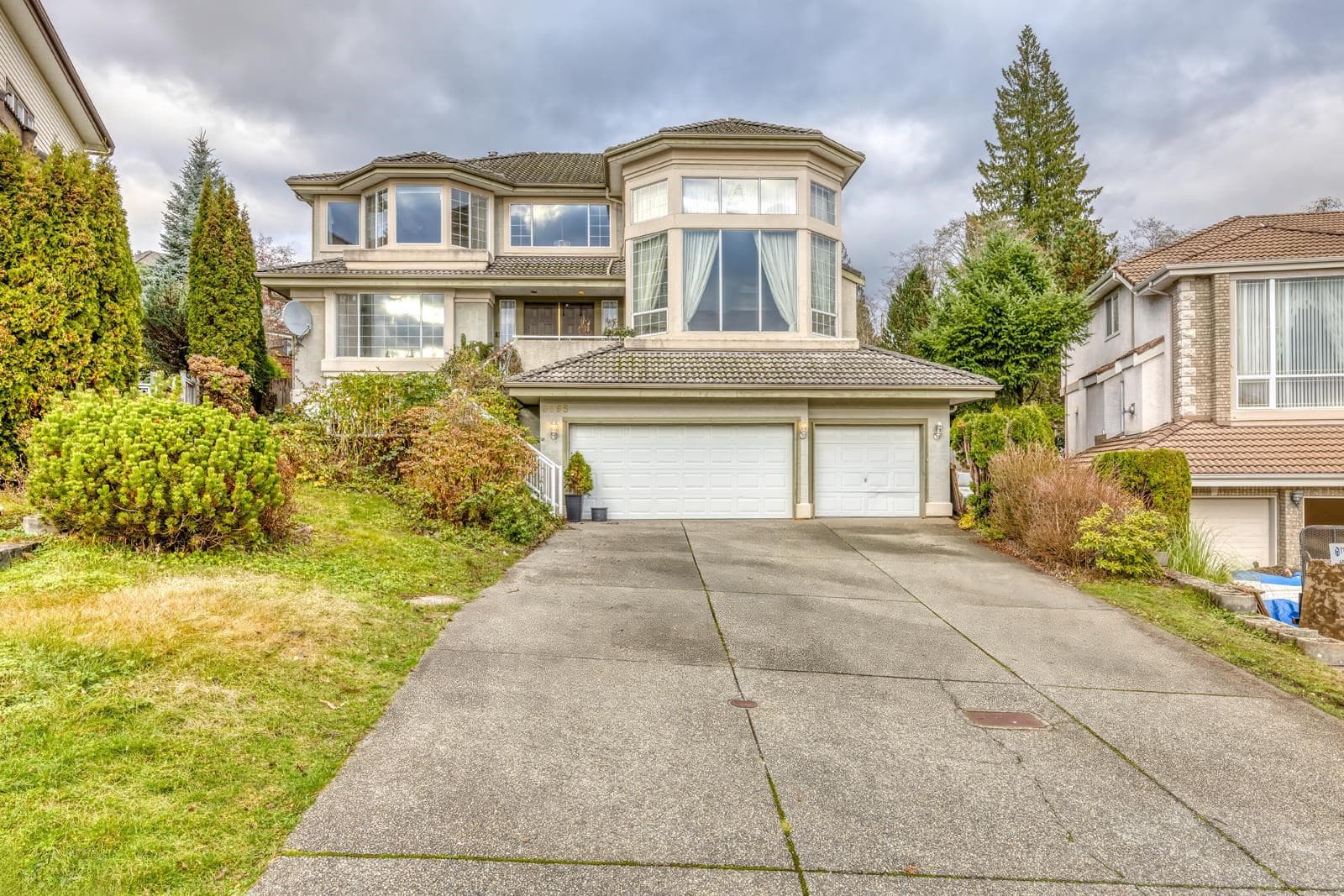 3095 Cardinal Crescent, Coquitlam, V3E 3C4 — photo 1