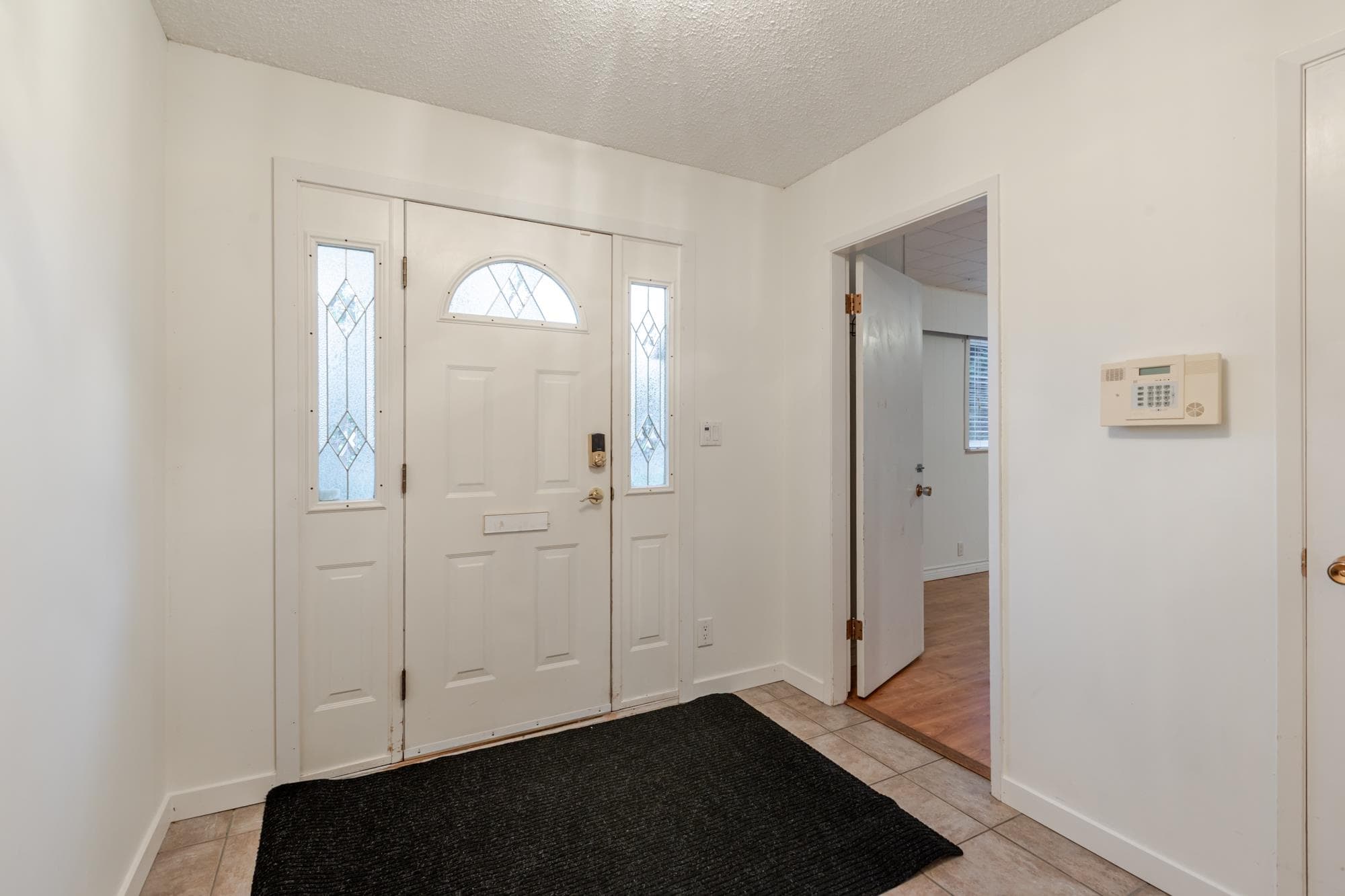 80 53a Street, Delta, V4M 3C4 — photo 2