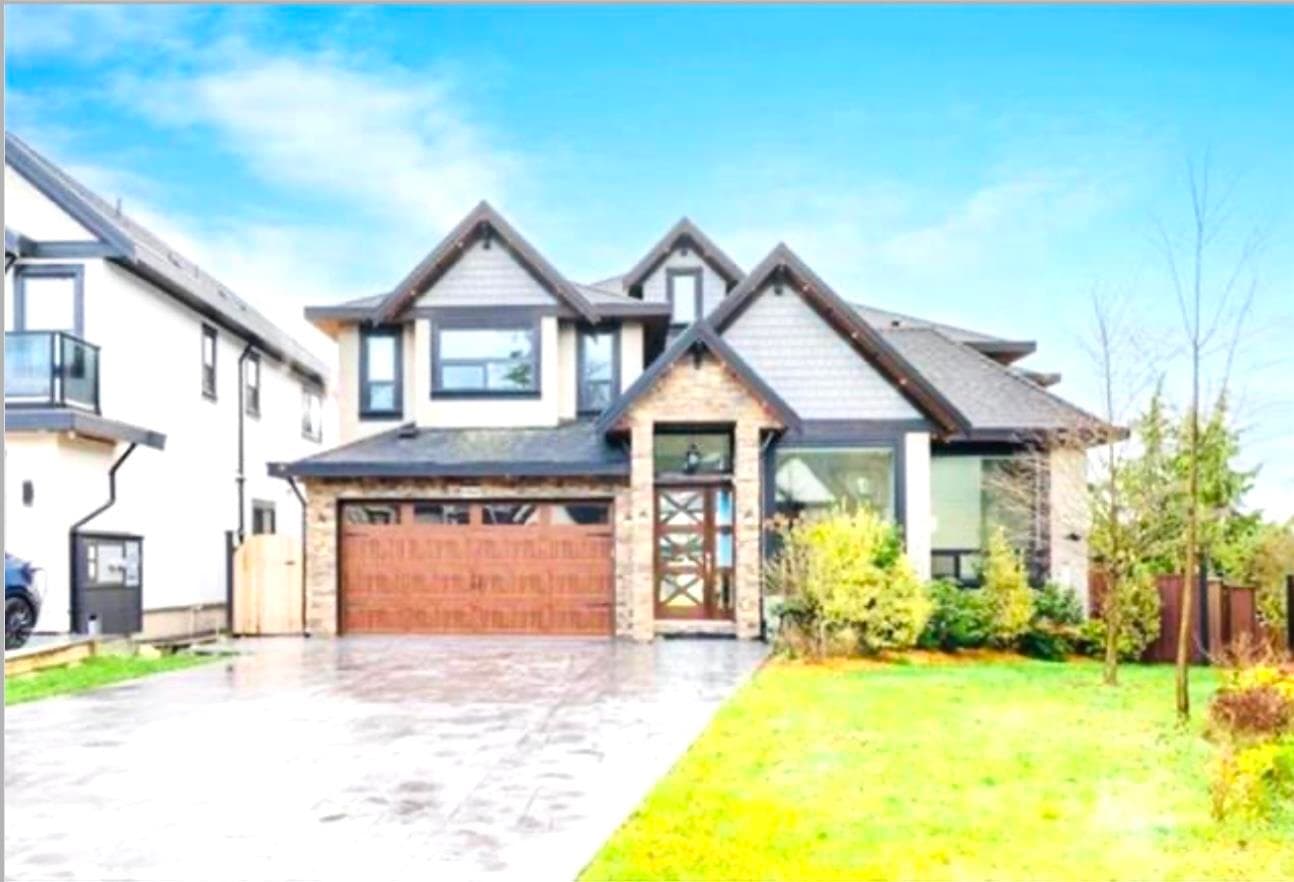 17012 57 Avenue, Surrey