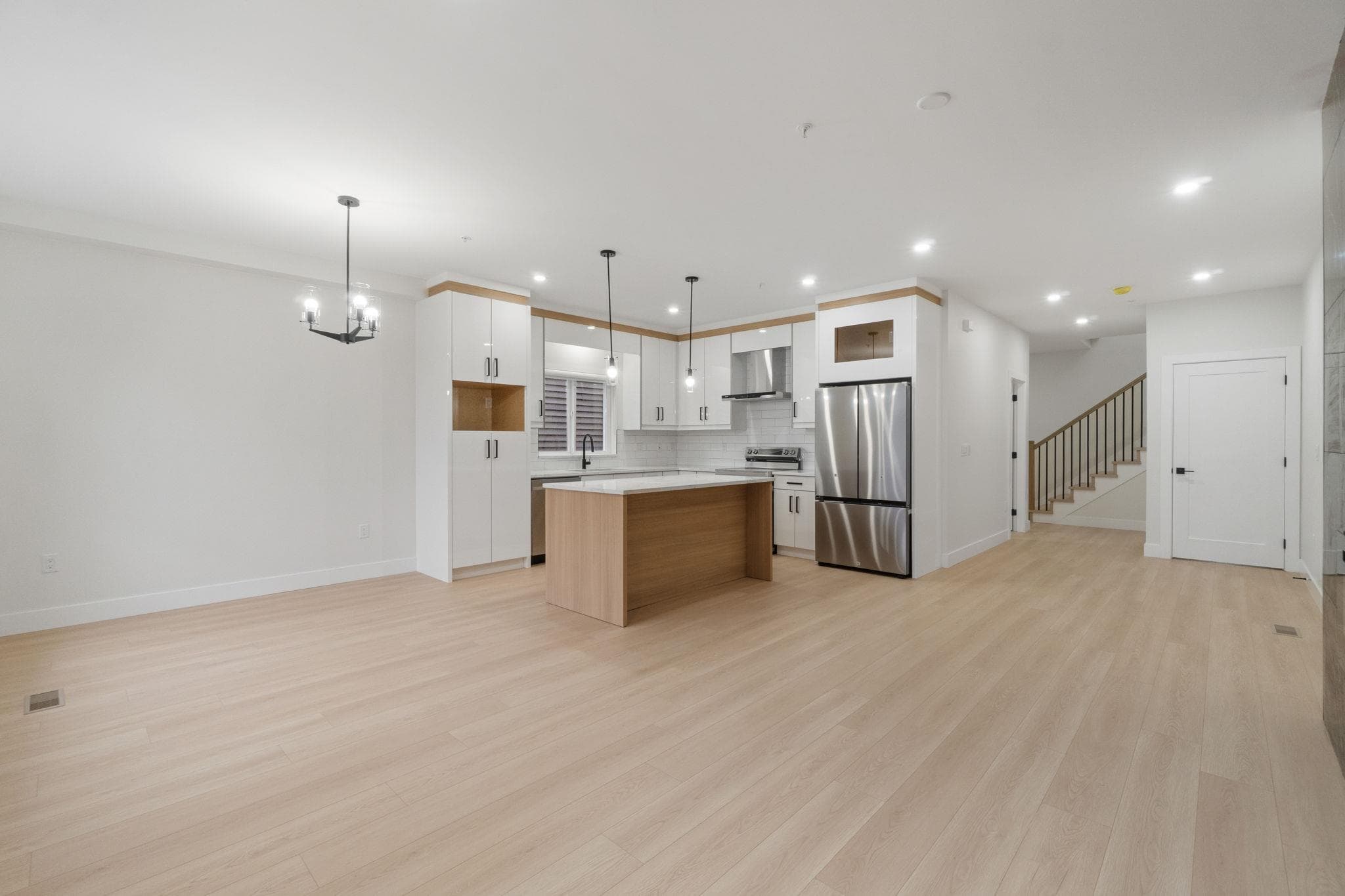 32531 Higginbottom Court, Mission, V2V 2T7 — photo 5