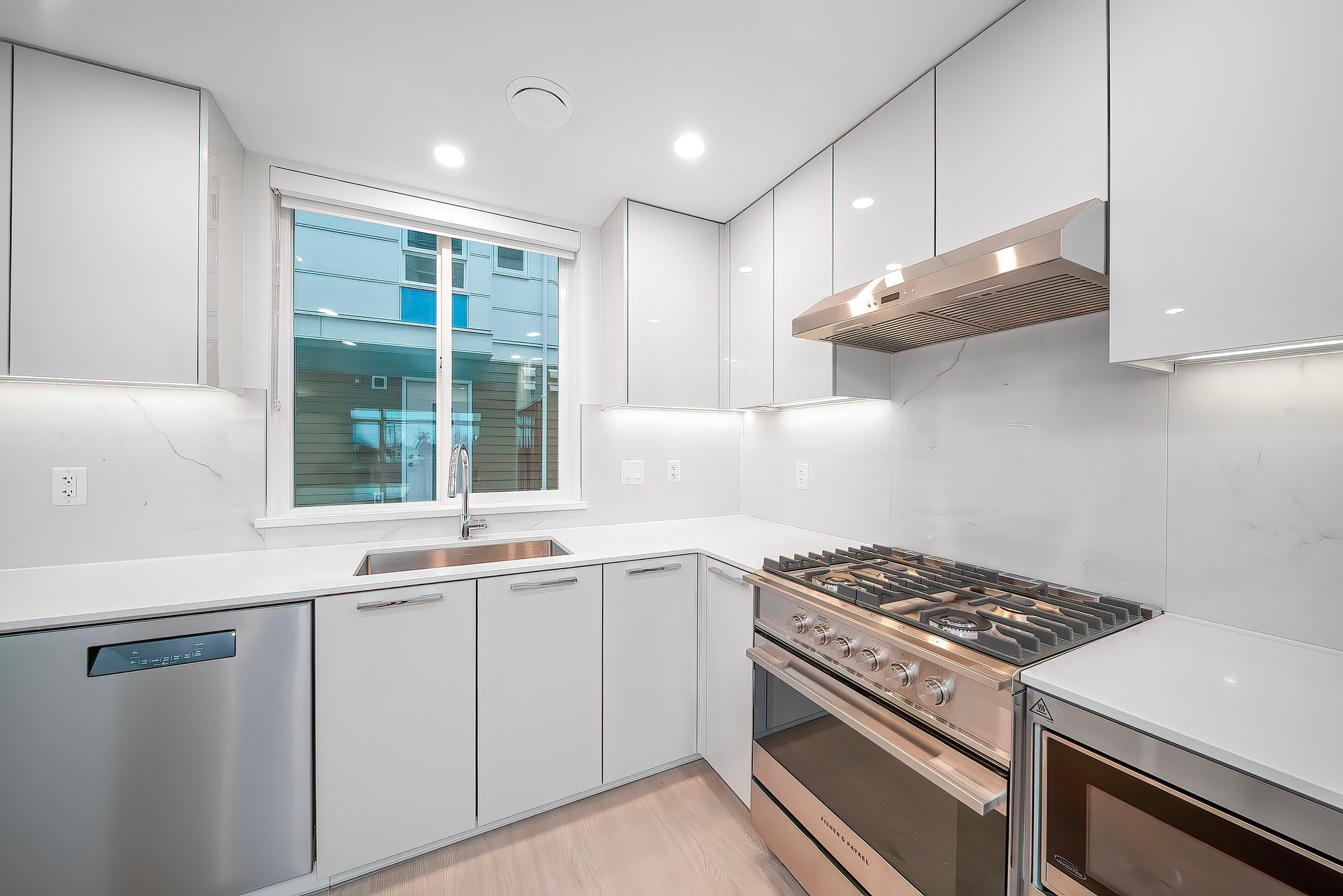 SL6 - 10333 River Drive, Richmond, V6X 1Z2 — photo 5
