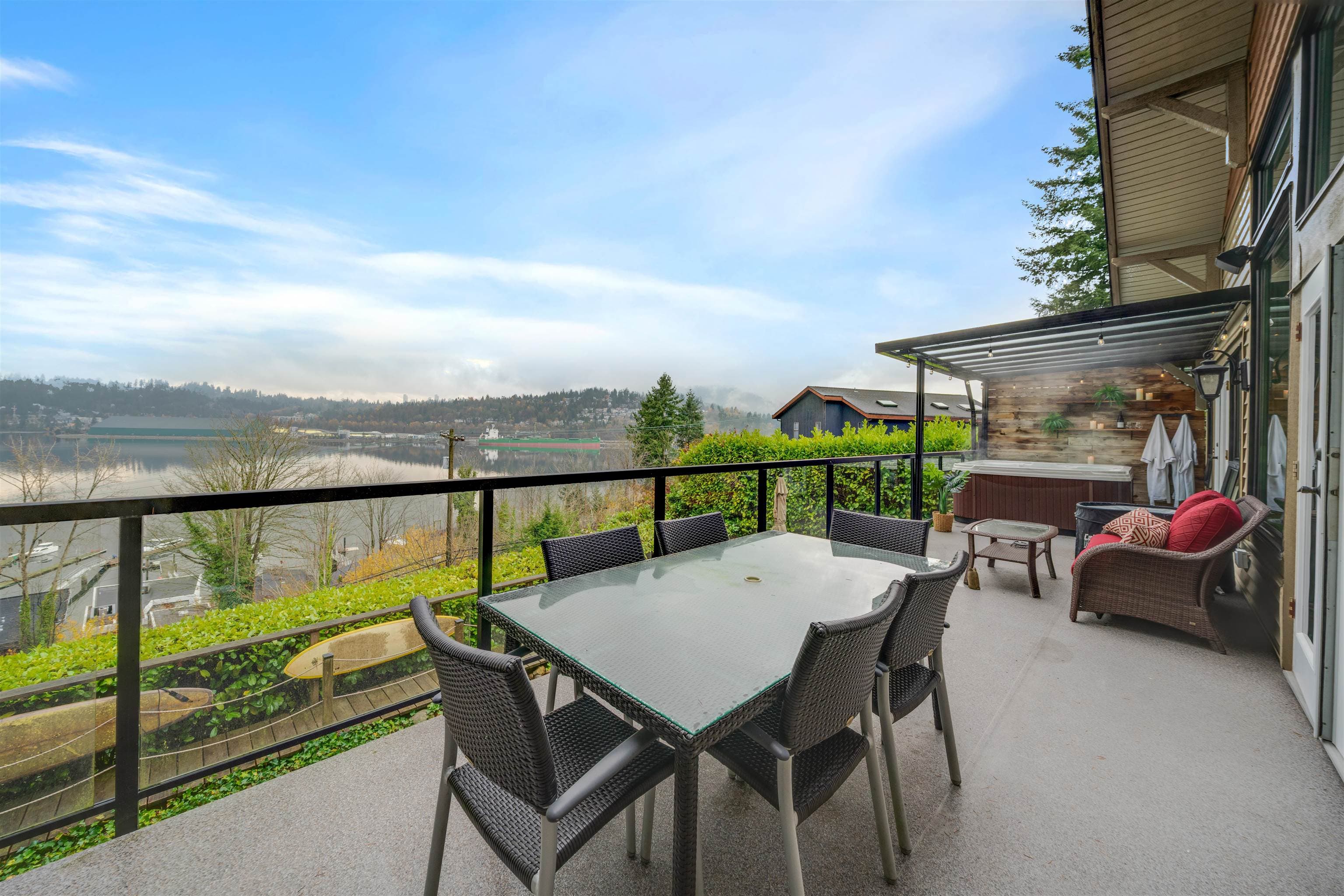 920 Barber Street, Port Moody, V3H 3V4 — photo 4