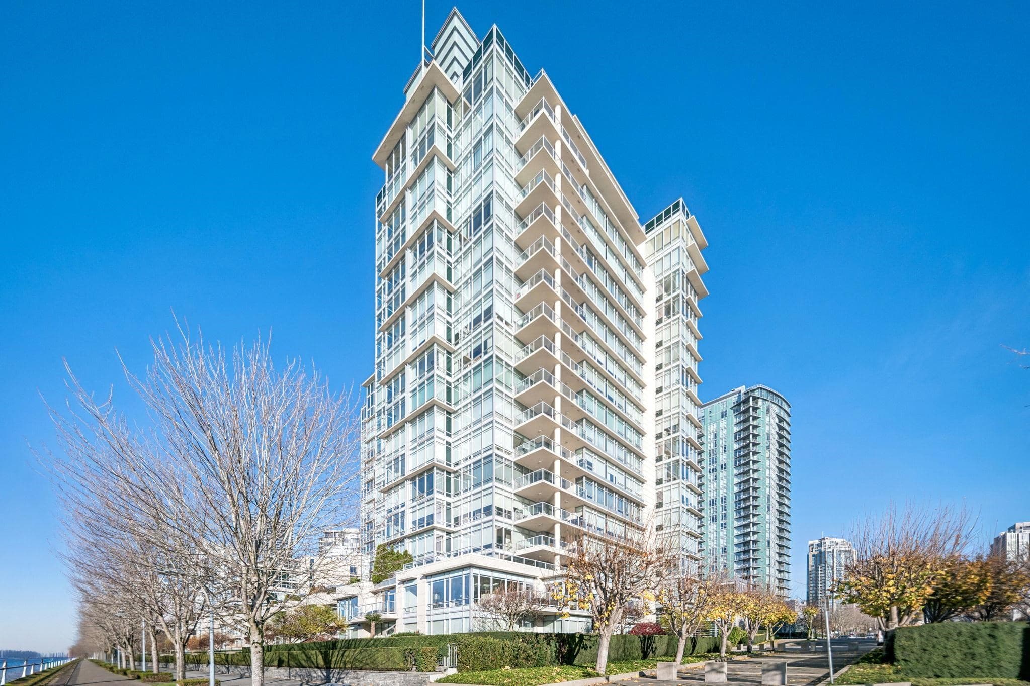 1903 - 1515 Homer Mews, Vancouver, V6Z 3E8 — photo 1