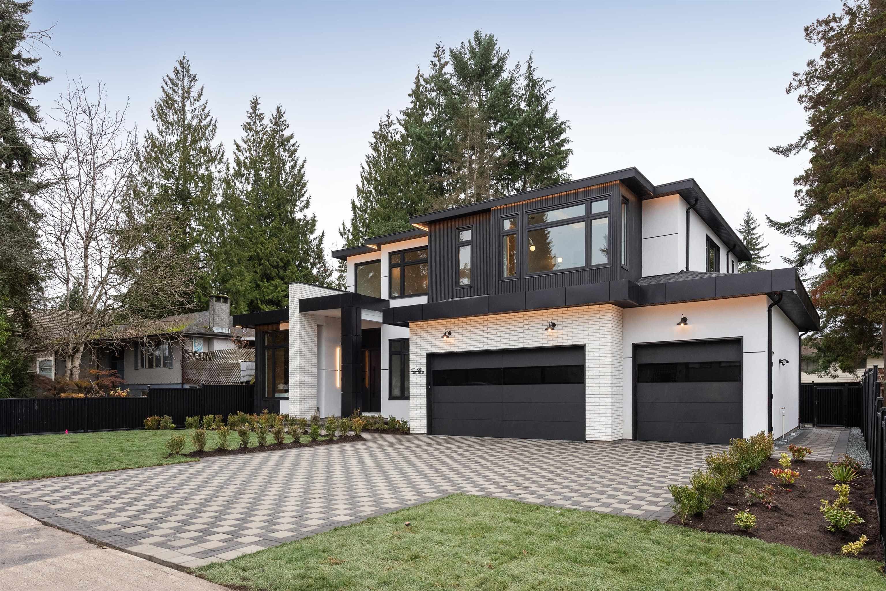881 Porter Street, Coquitlam, V3J 5B9 — photo 2
