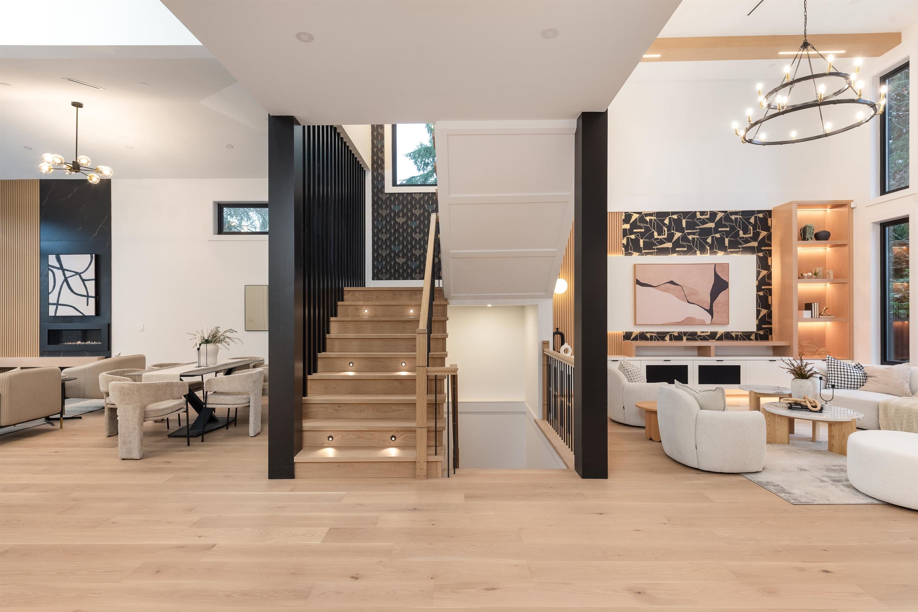 881 Porter Street, Coquitlam, V3J 5B9 — photo 3