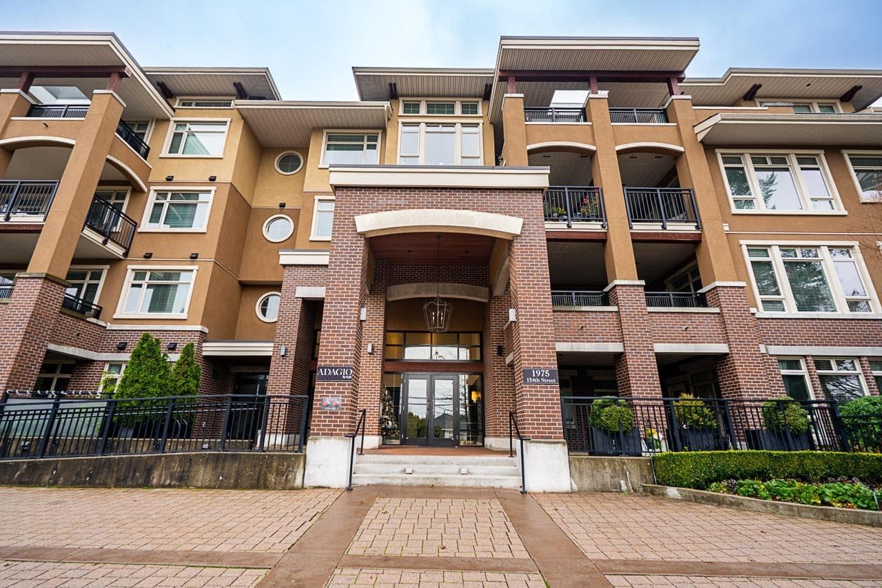 109 - 1975 154 Street, Surrey, V4A 4S2 — photo 1