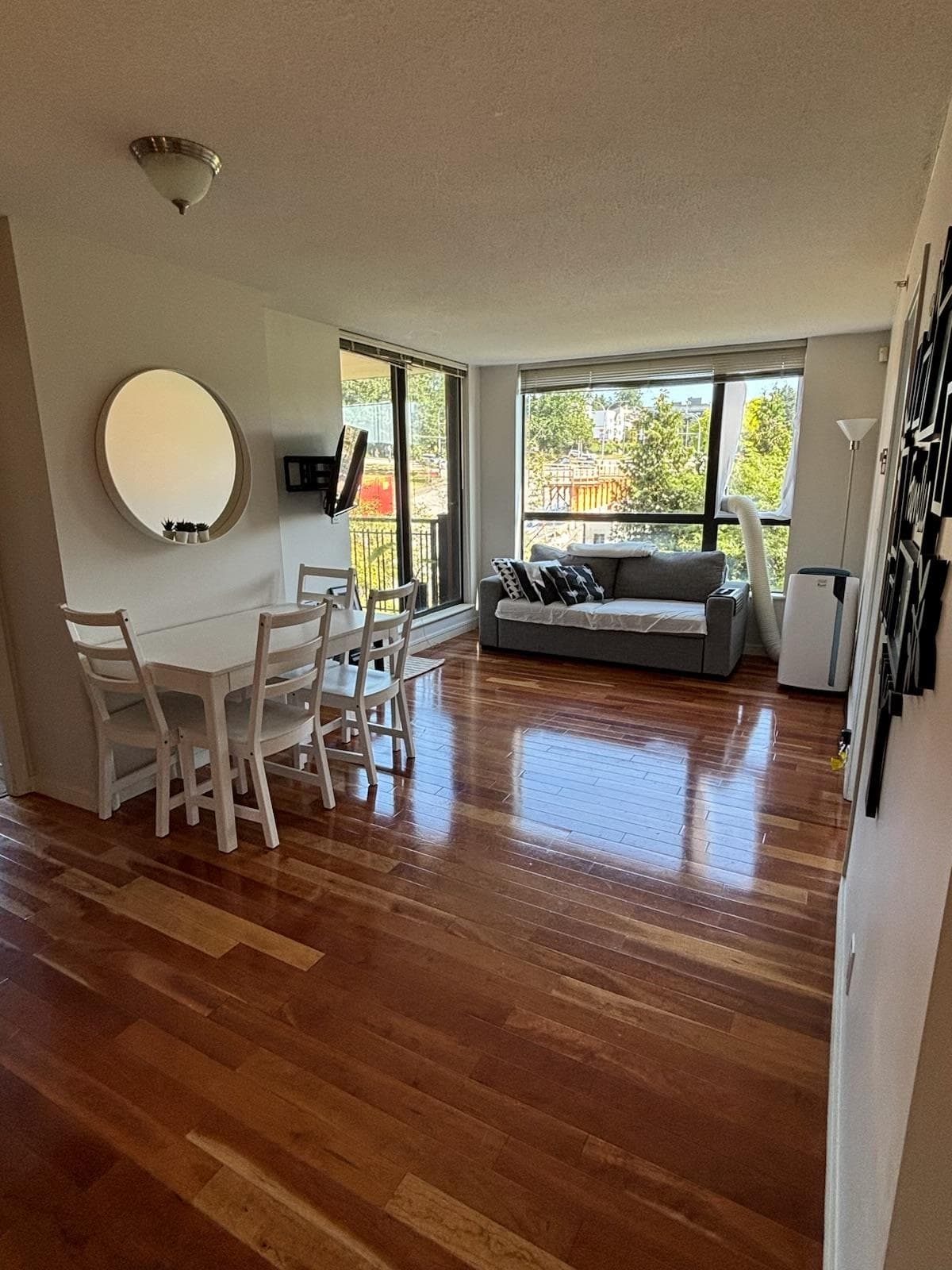 307 - 814 Royal Avenue, New Westminster, V3M 1J9 — photo 2