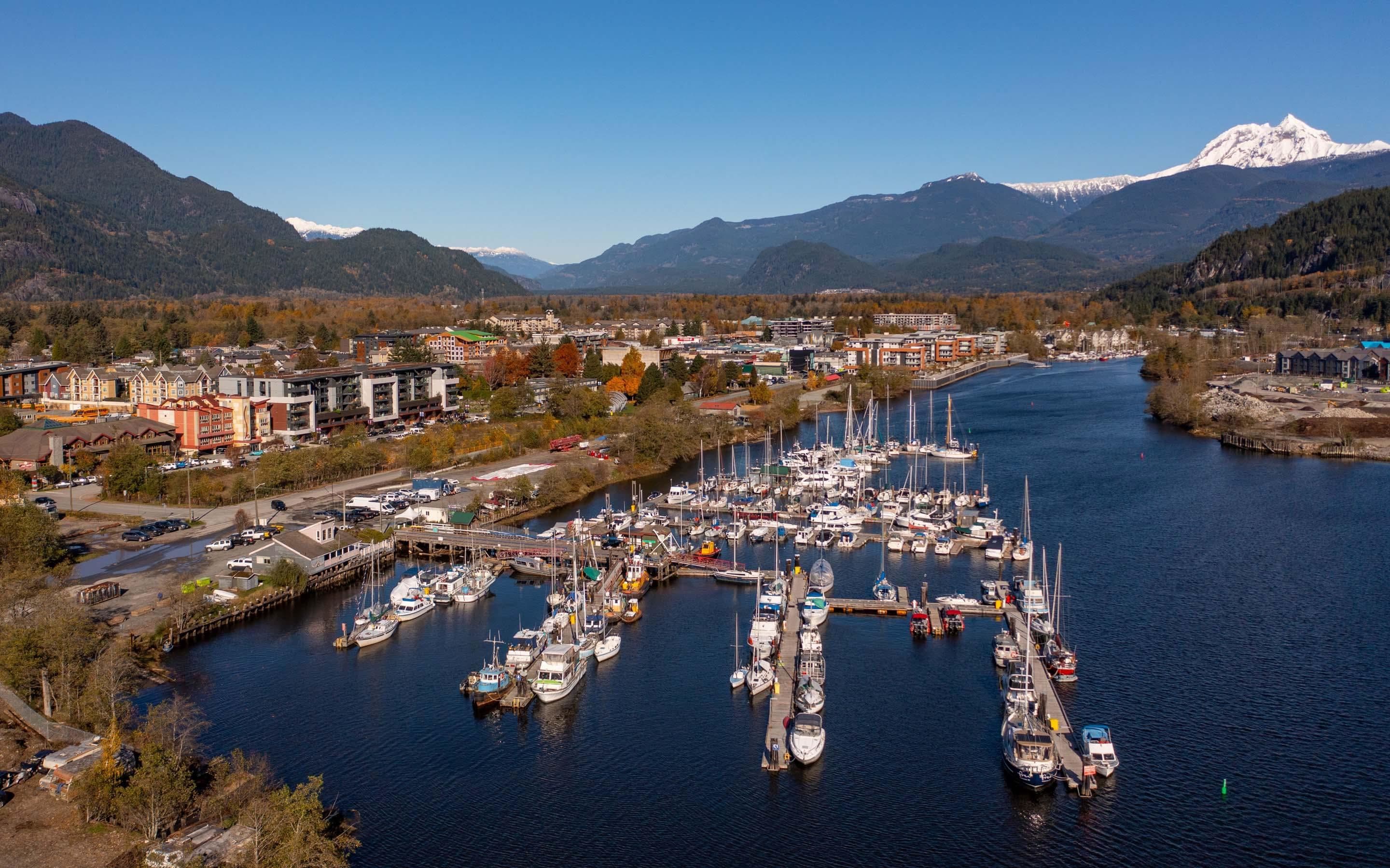 405 - 1365 Victoria Street, Squamish, V0N 3G0 — photo 5
