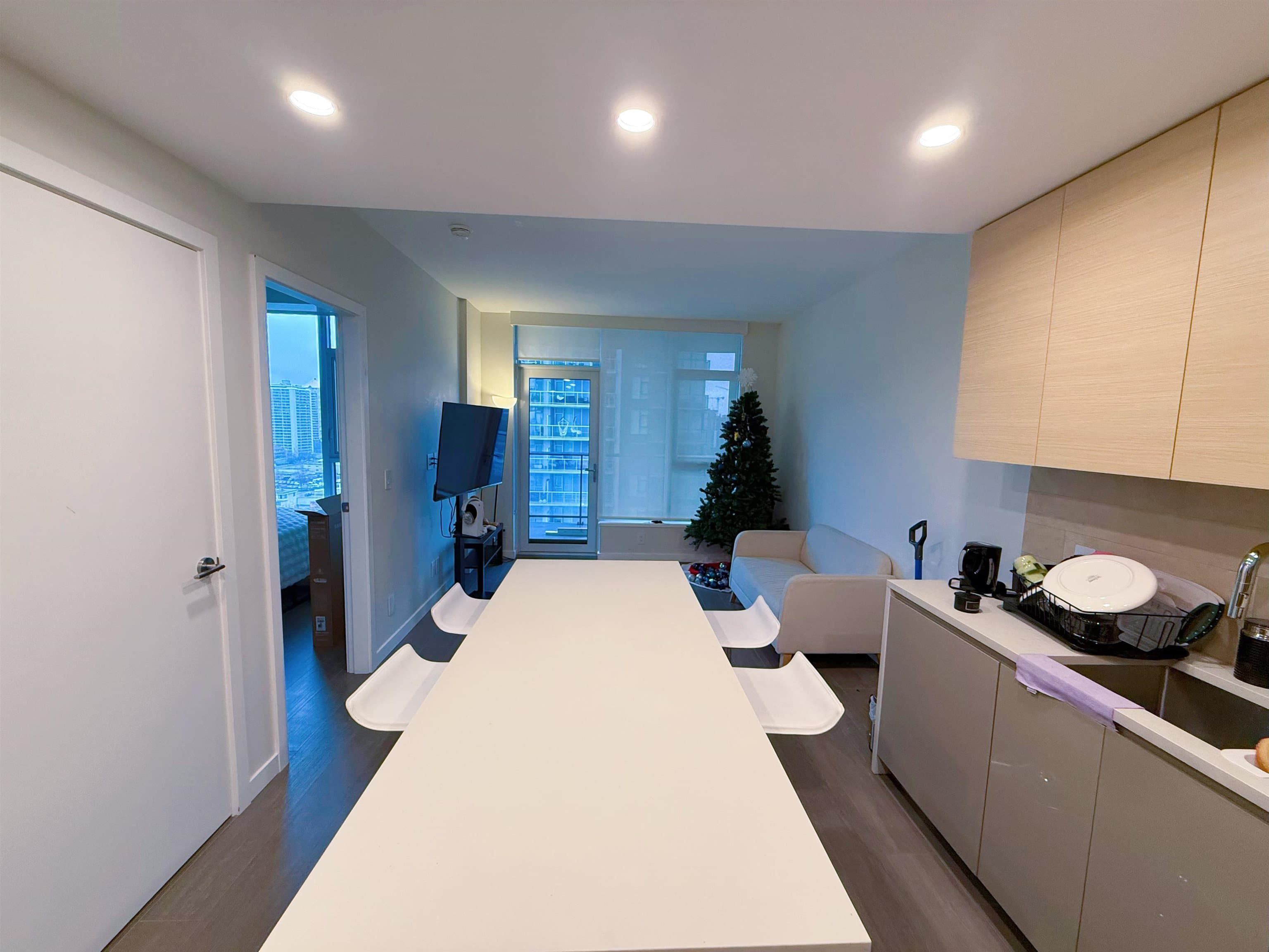 2009 - 2108 Gilmore Avenue, Burnaby, V5C 0N8 — photo 3