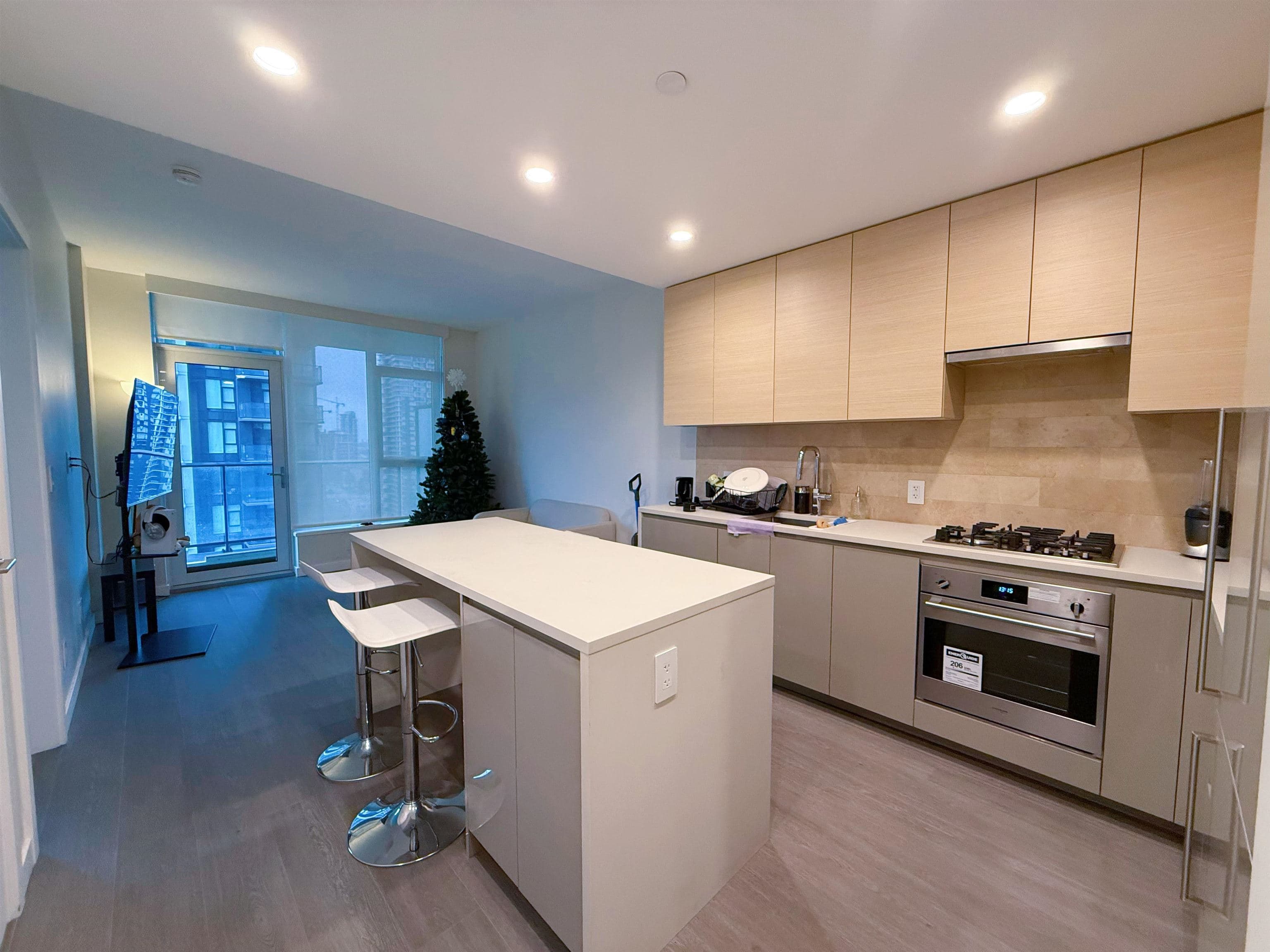 2009 - 2108 Gilmore Avenue, Burnaby, V5C 0N8 — photo 1