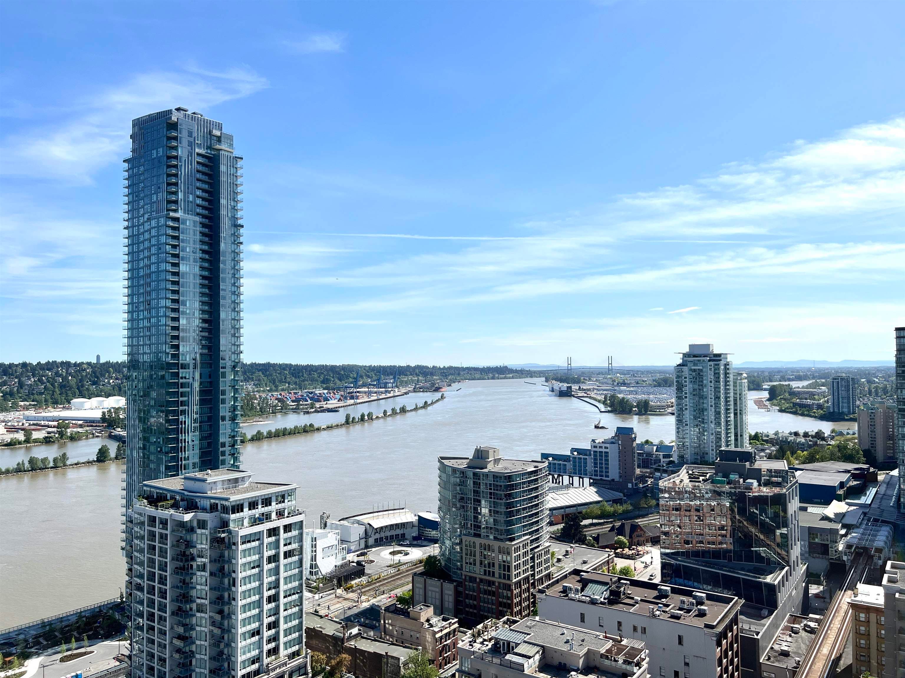 2406 - 618 Carnarvon Street, New Westminster, V3M 1E9 — photo 2