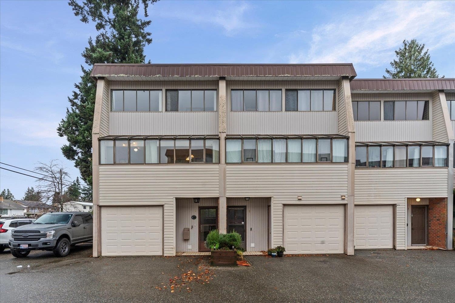1 - 9446 Hazel Street, Chilliwack, V2P 5N1 — photo 2