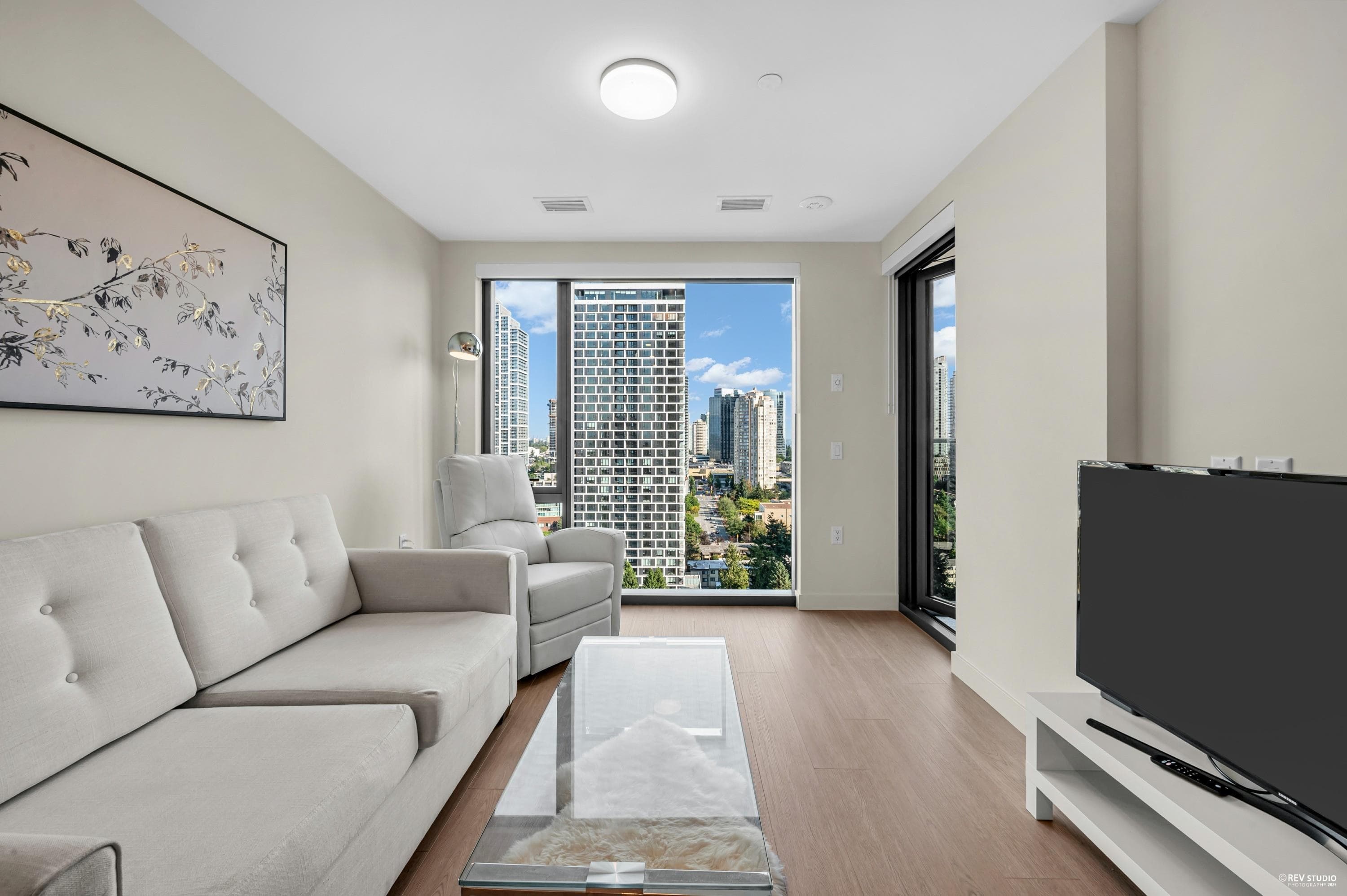1601 - 5987 Wilson Avenue, Burnaby, V5H 0L7 — photo 2