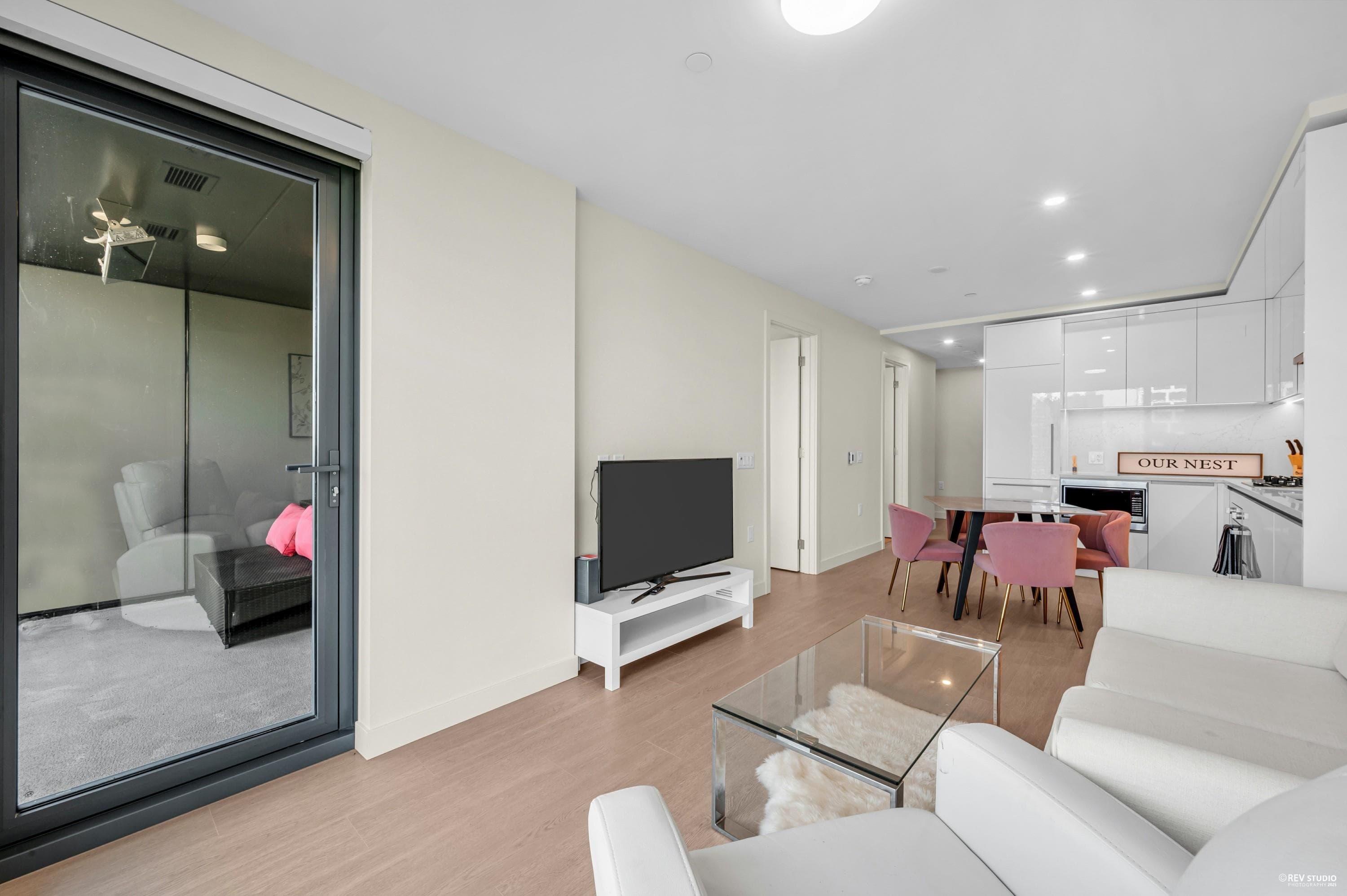 1601 - 5987 Wilson Avenue, Burnaby, V5H 0L7 — photo 4