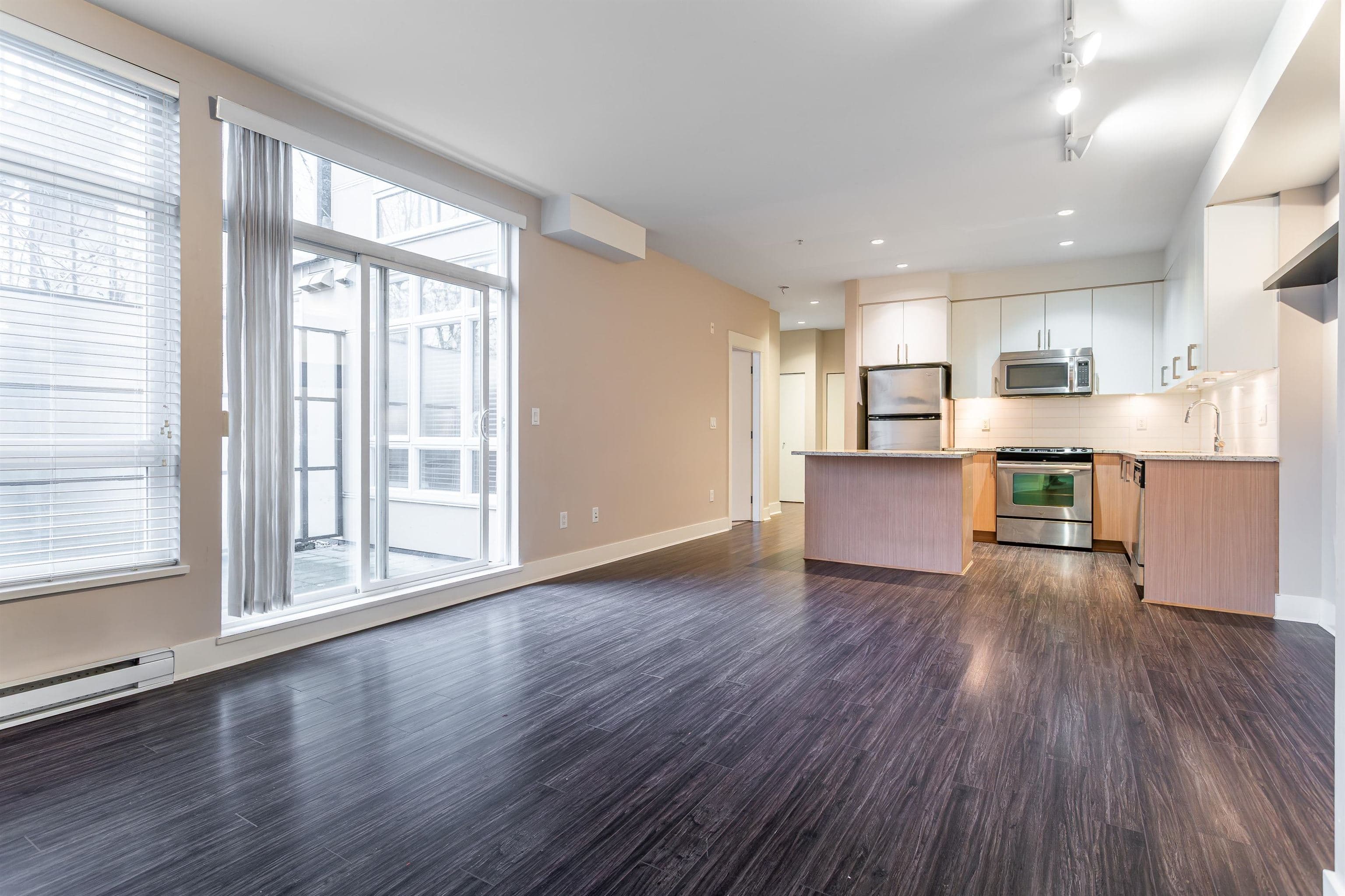 109 - 55 Eighth Avenue, New Westminster