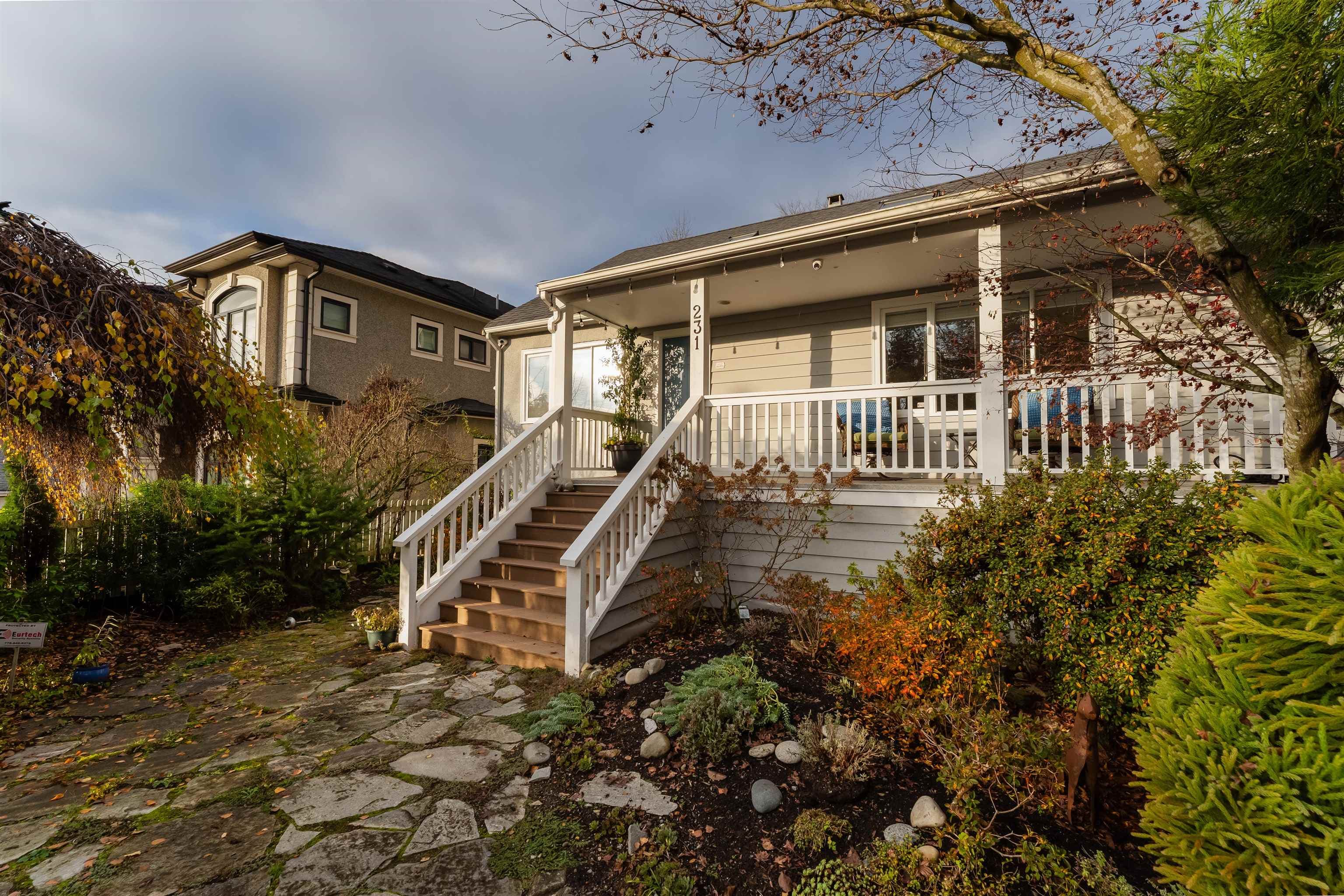 231 E 40th Avenue, Vancouver, V5W 1L7 — photo 2