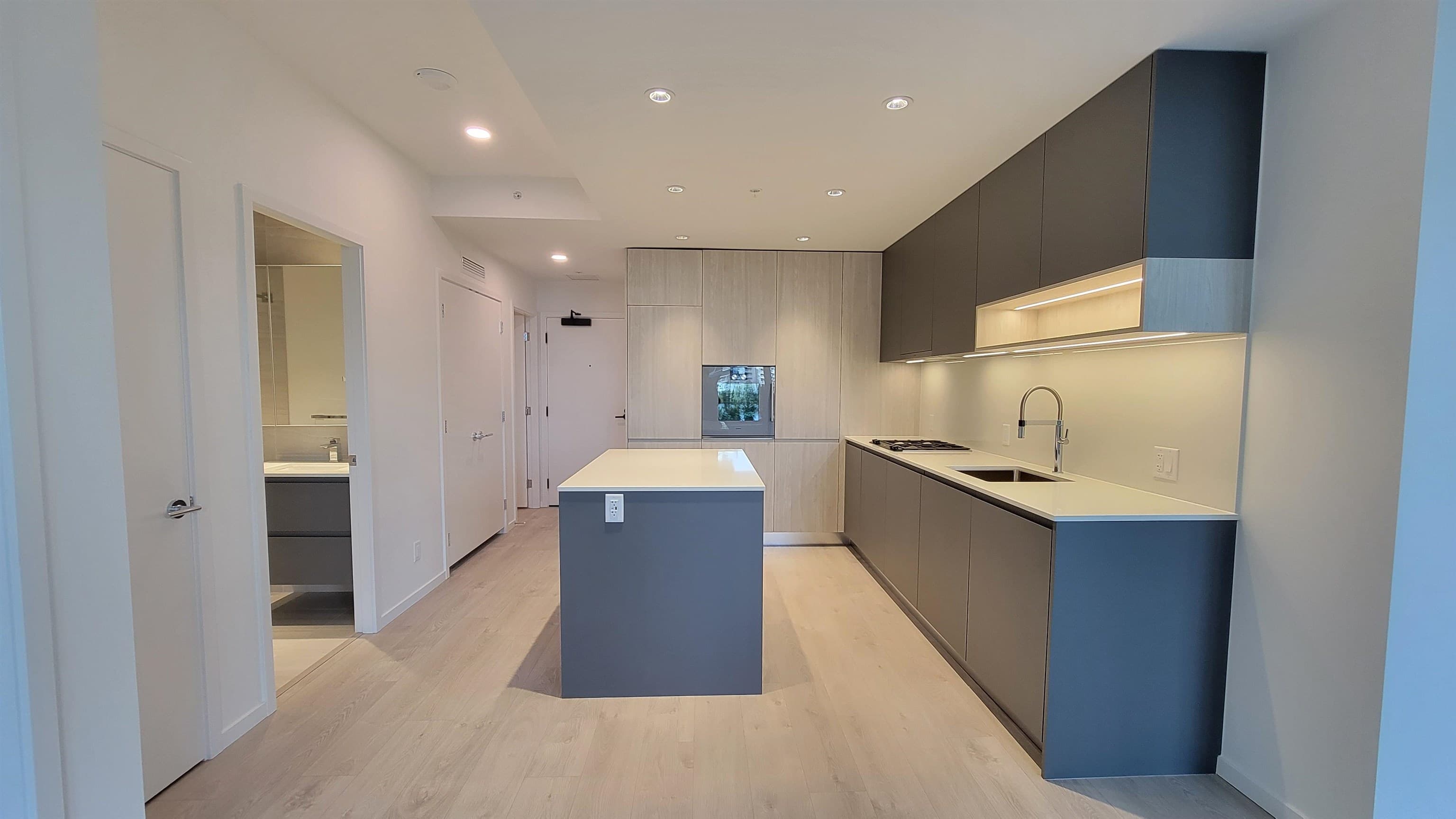 418 - 6300 Minoru Boulevard, Richmond, V6Y 1Y5 — photo 2