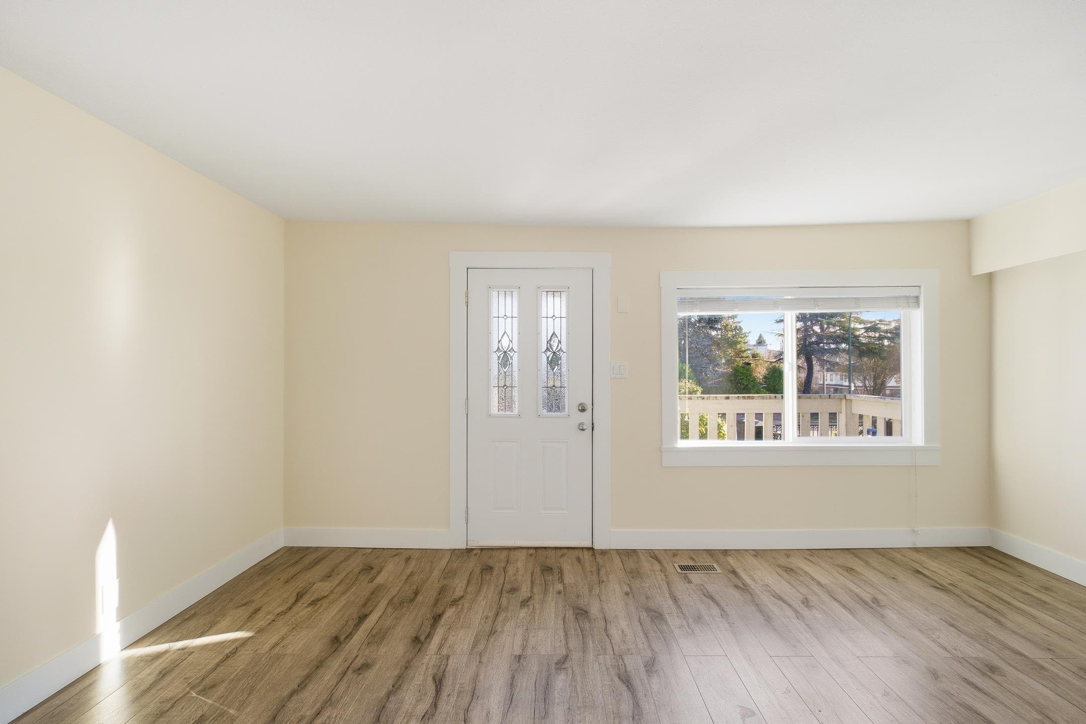 4533 Knight Street, Vancouver, V5N 3M8 — photo 5
