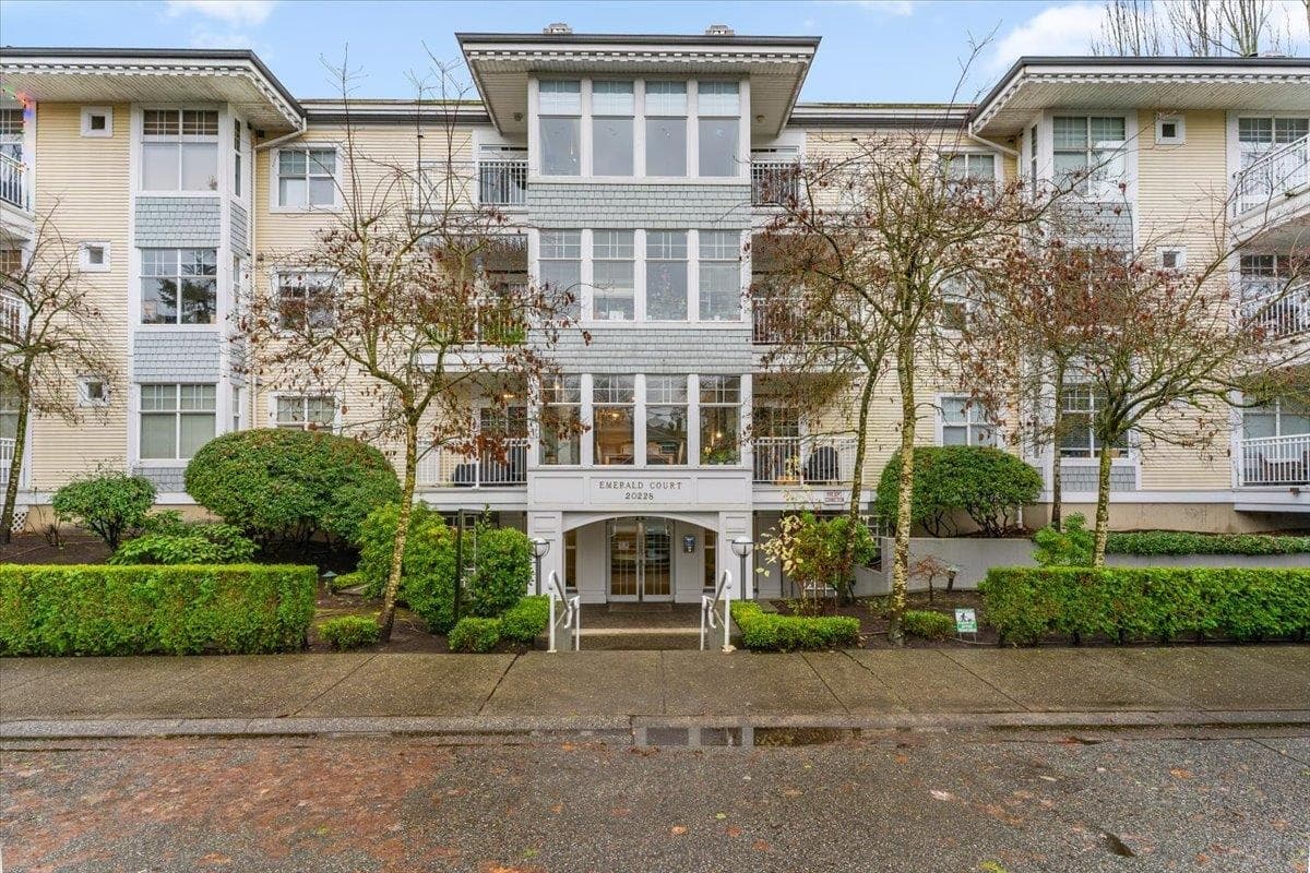 102 - 20228 54th Avenue, Langley, V3A 3W3 — photo 2