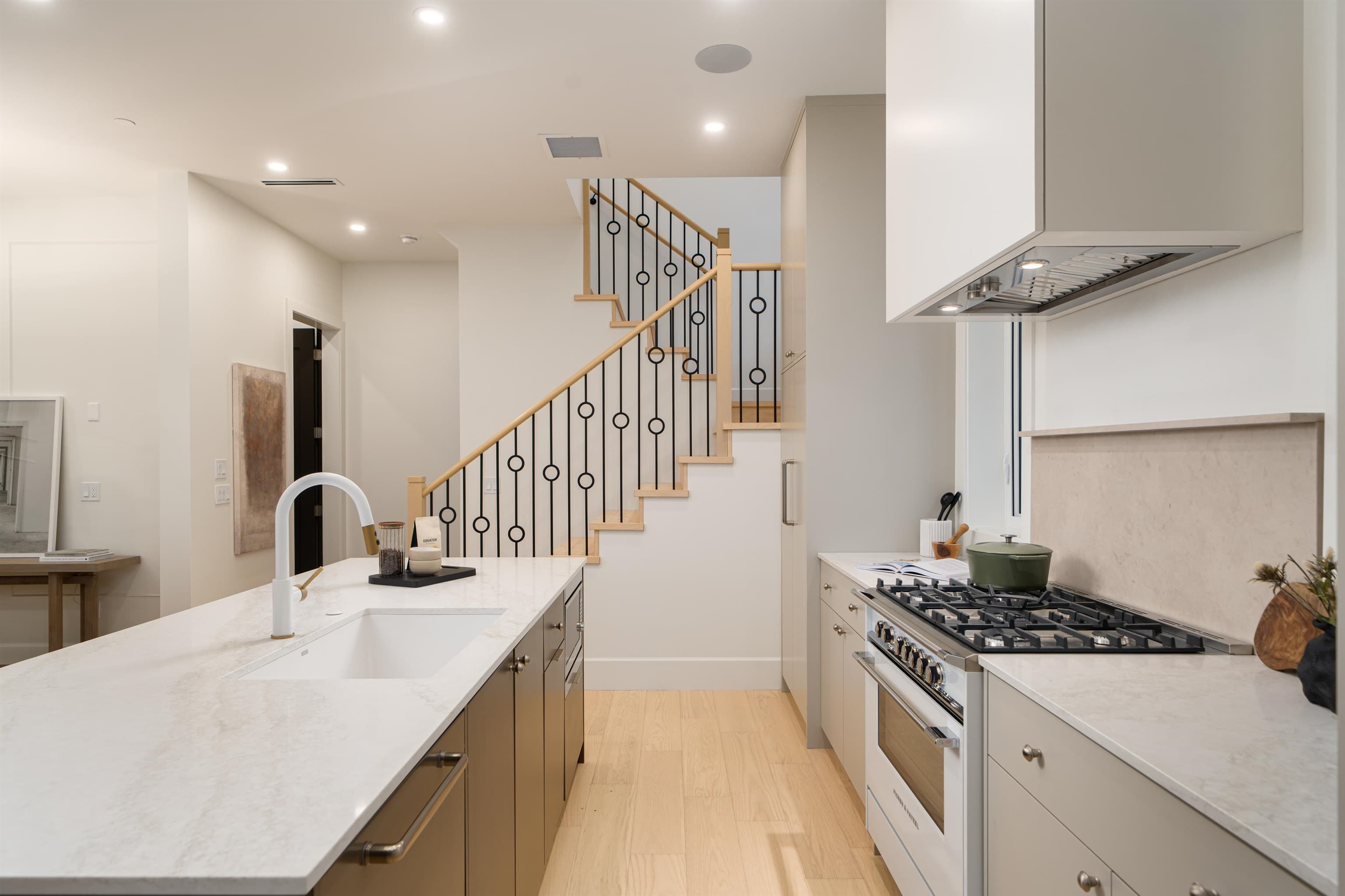 1 - 745 Skeena Street, Vancouver, V5K 4P4 — photo 5