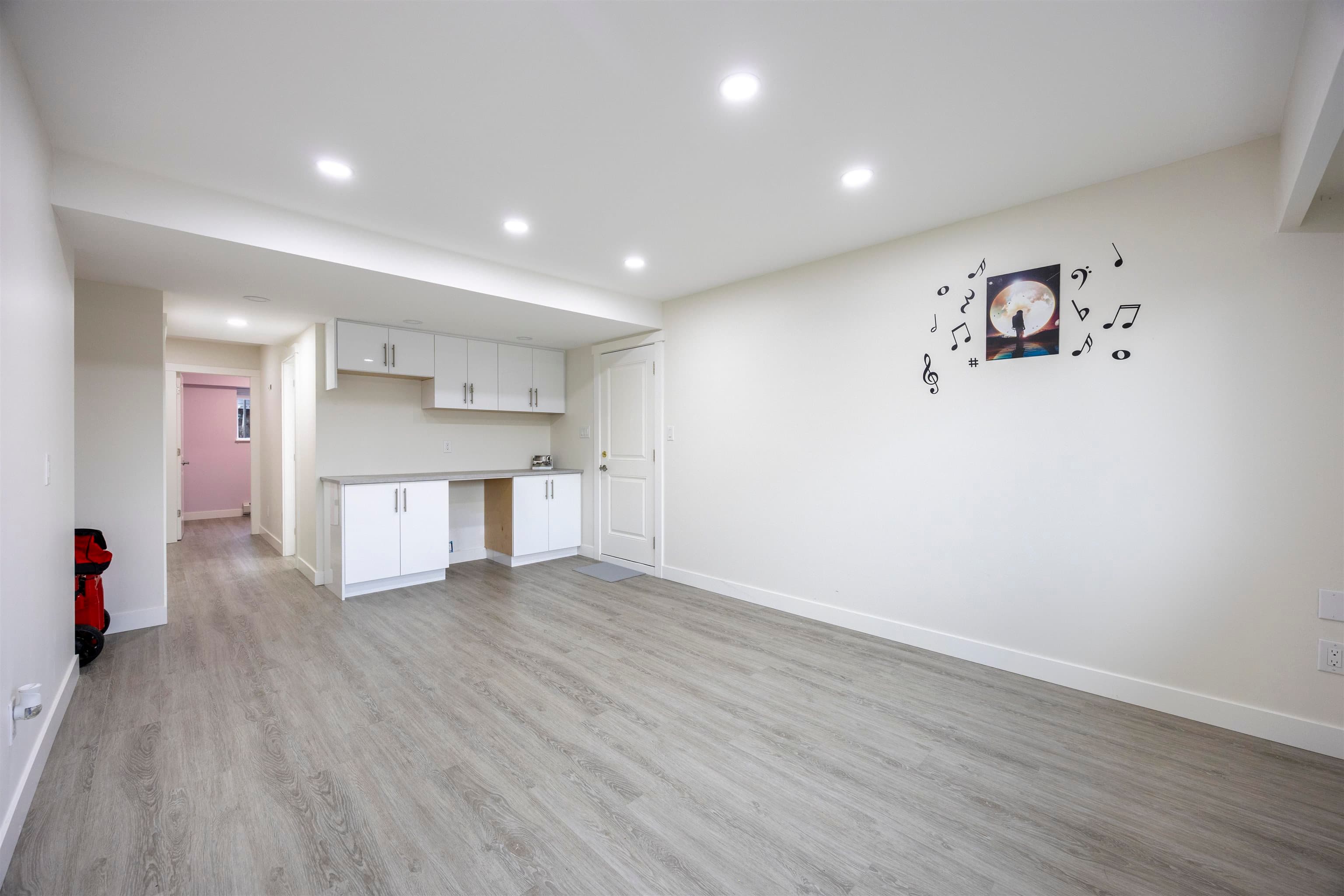 3881 Napier Street, Burnaby, V5C 3E6 — photo 4
