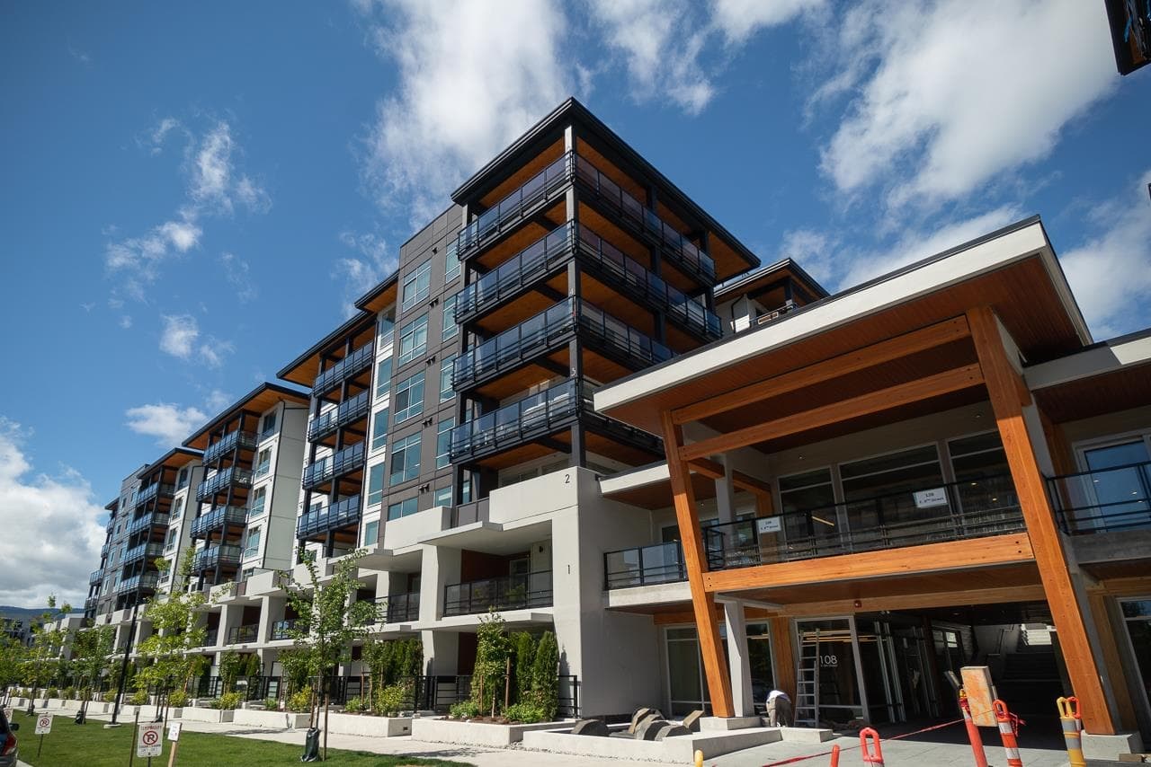 403 - 108 E 8th Street, North Vancouver — sold