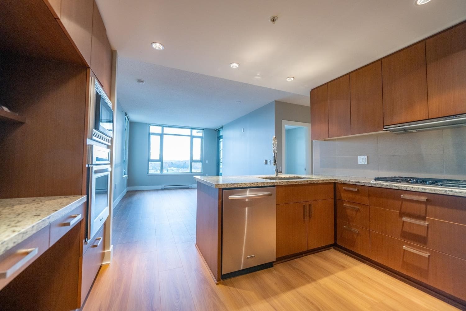 1209 - 1155 The High Street, Coquitlam, V3B 7W4 — photo 3