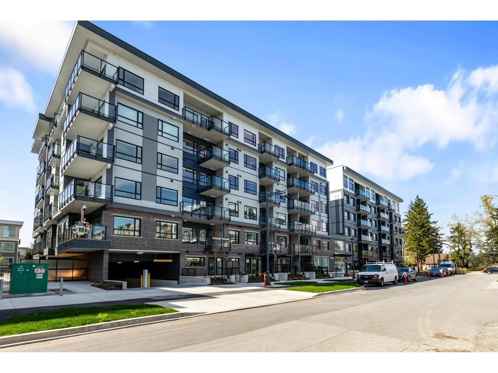 522 - 10777 138 Street, Surrey, V3T 0T5 — photo 1