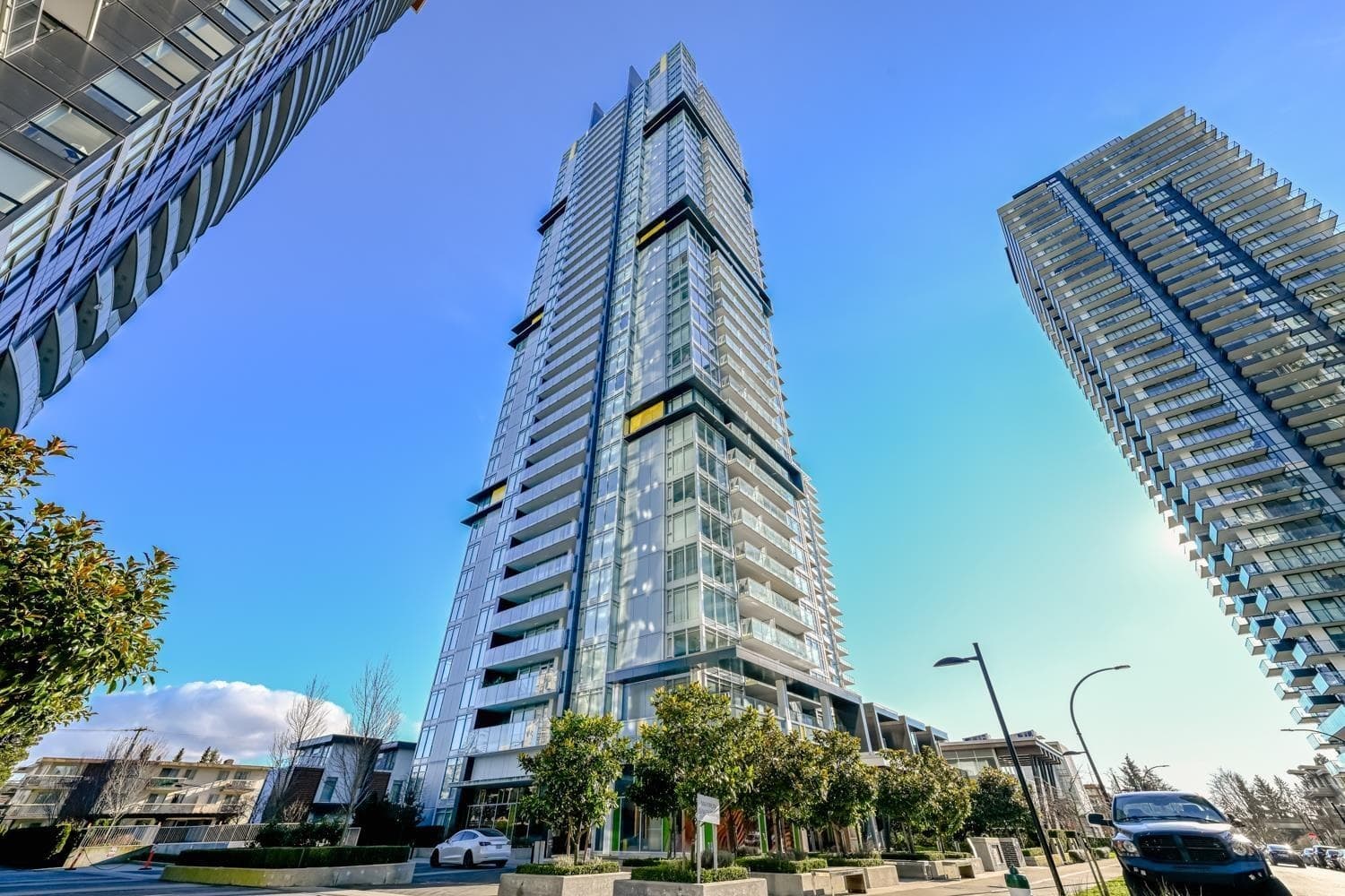 1605 - 6700 Dunblane Avenue, Burnaby