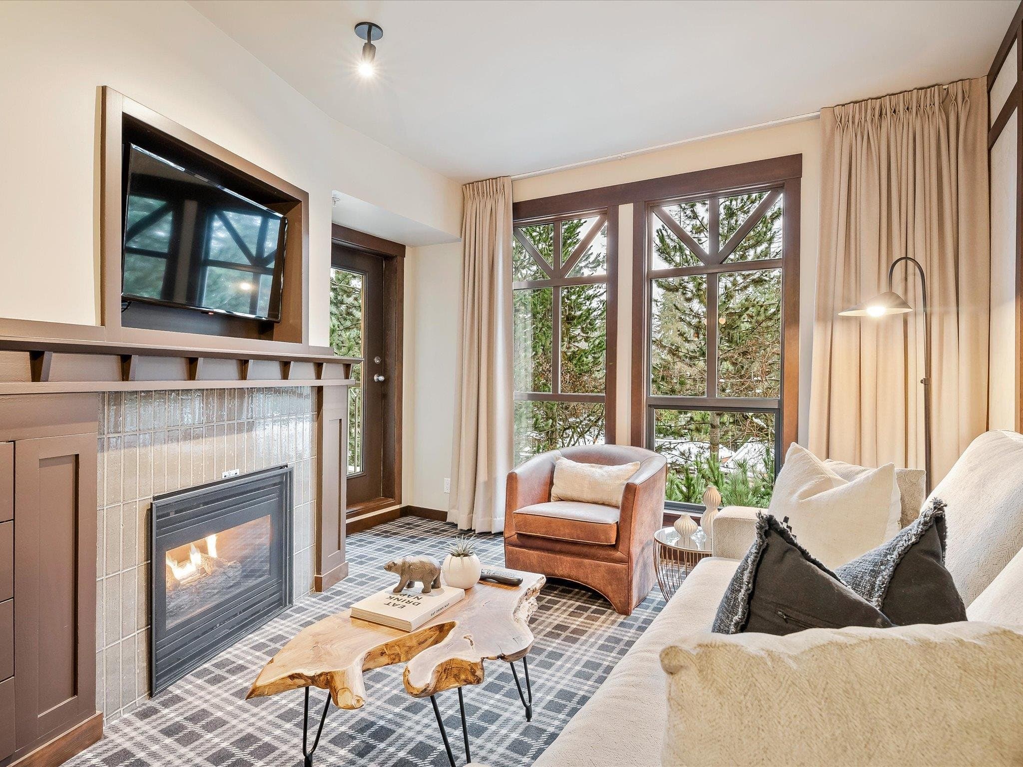315 - 4320 Sundial Crescent, Whistler, V8E 1G6 — photo 5