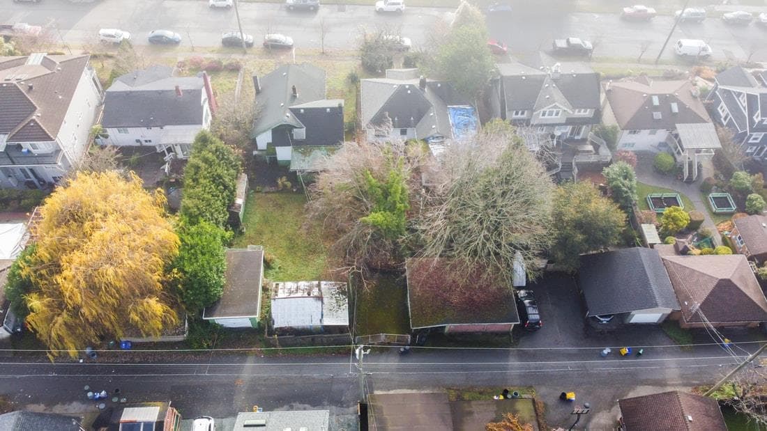 438 W 14th Street, North Vancouver, V7M 1P7 — photo 5