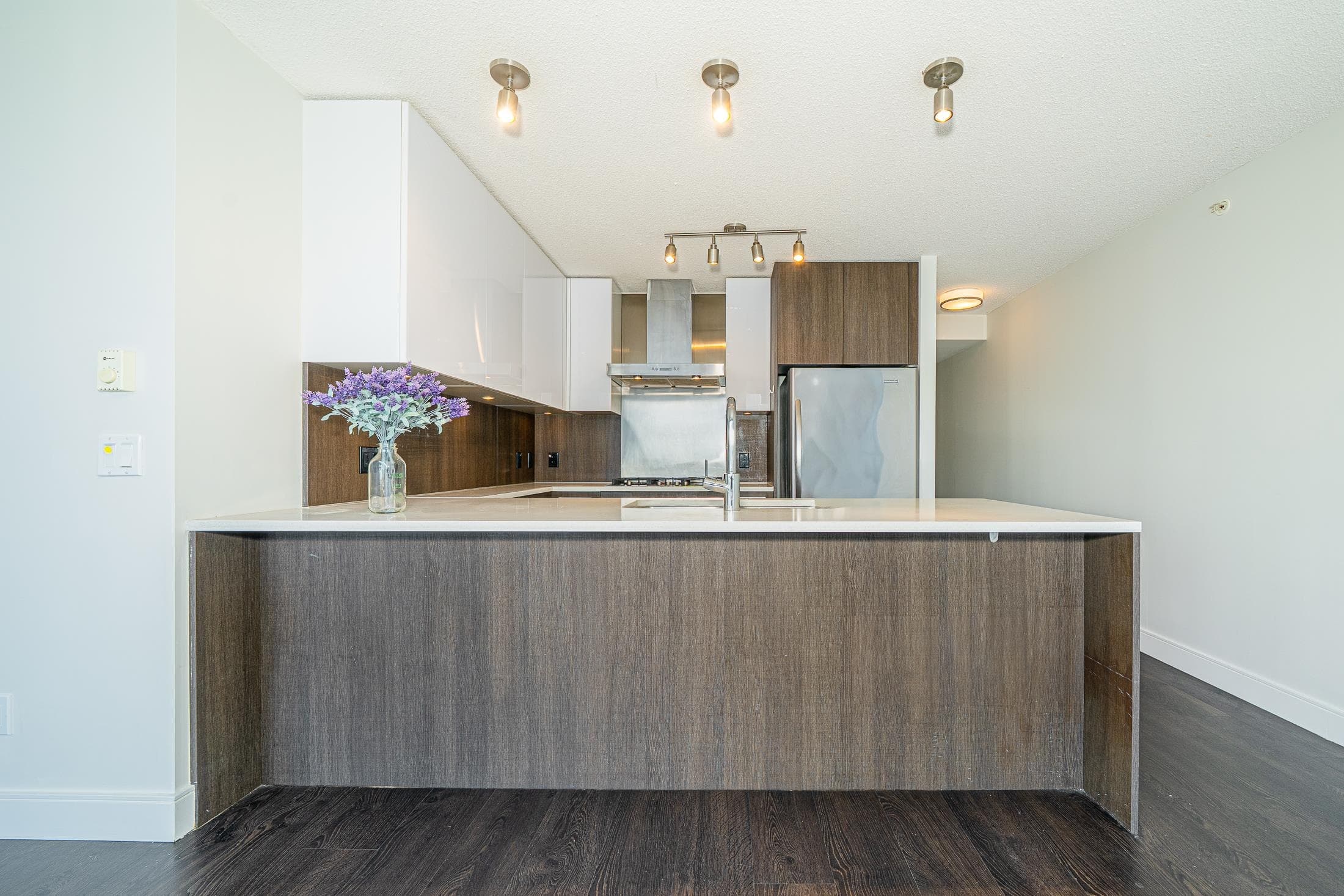 1809 - 3007 Glen Drive, Coquitlam, V3B 0L8 — photo 3