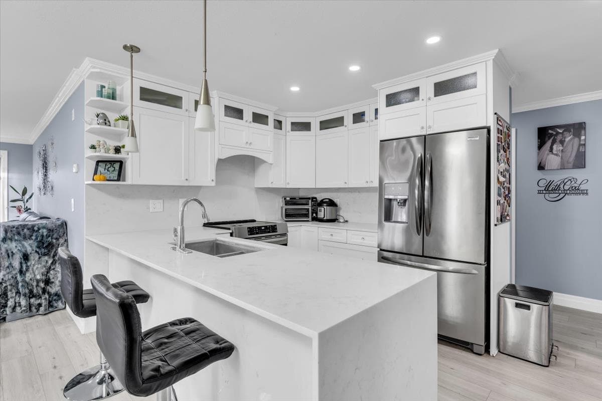 103 - 45753 Stevenson Road, Chilliwack, V2R 0K8 — photo 1