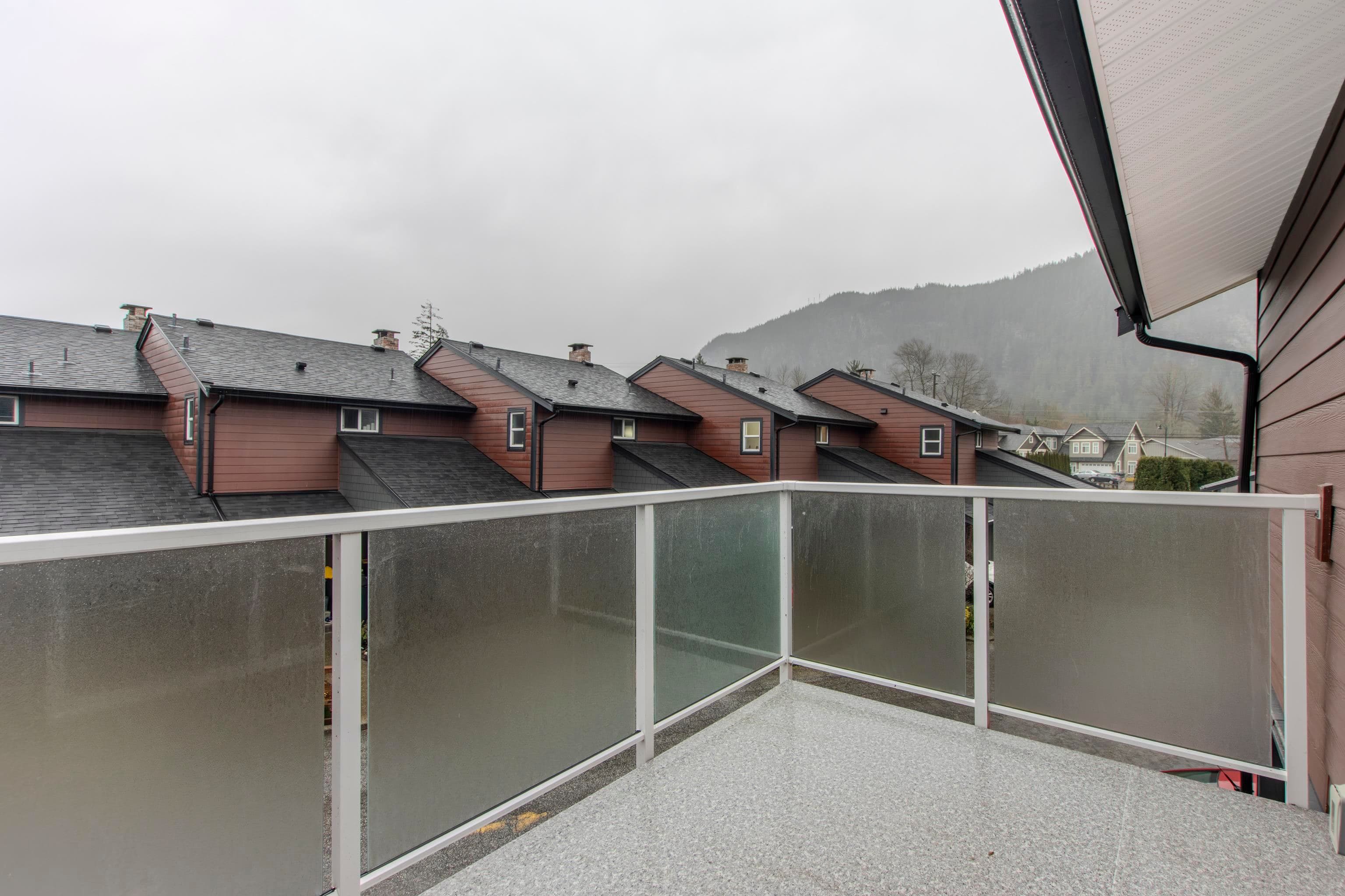 10 - 1500 Judd Road, Squamish, V0N 1T0 — photo 2